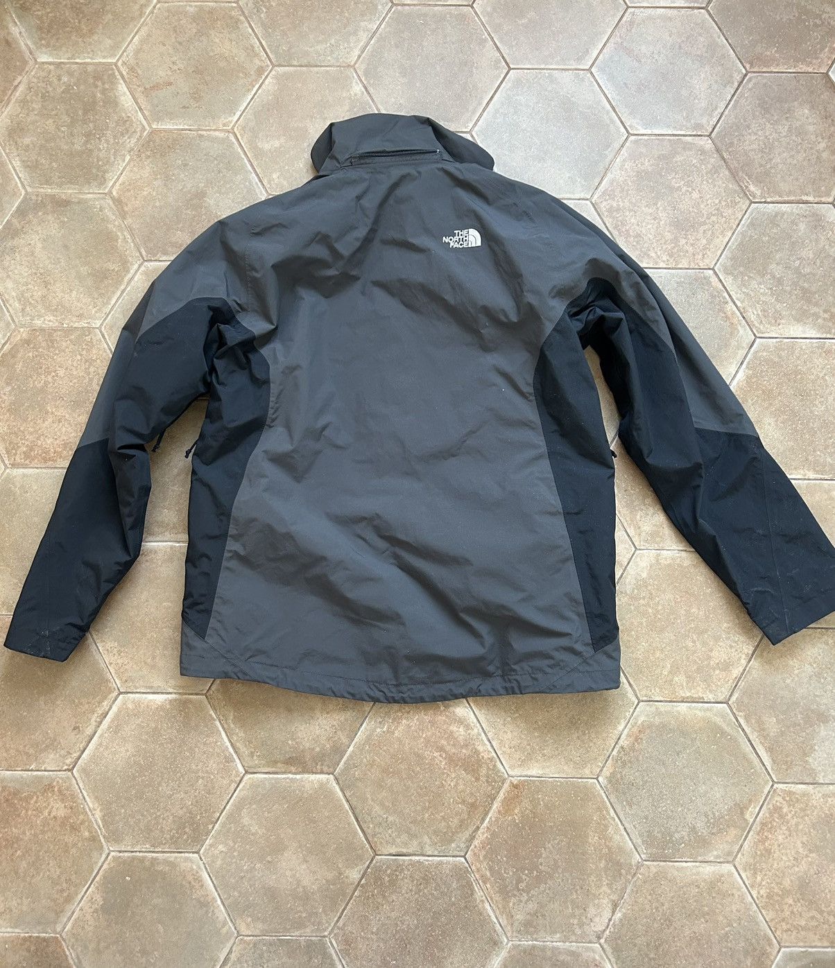 The North Face VINTAGE THE NORTH FACE HYVENT JACKET Size US L / EU 52-54 / 3 - 7 Thumbnail
