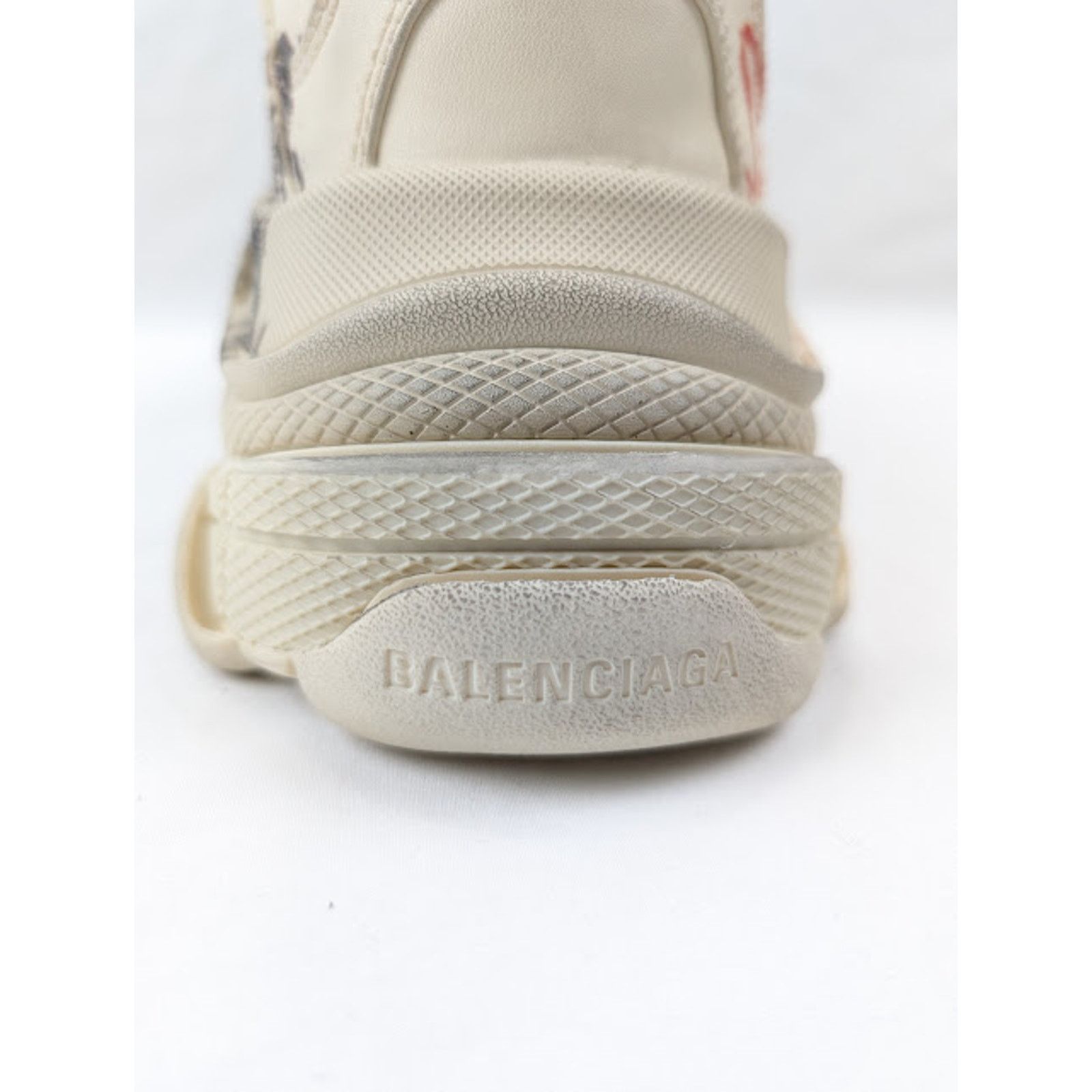 Balenciaga o1rshd1 Q:2 / Triple S Low-Top Sneakers in White/Red/Black Size US 10 / EU 43 - 13 Thumbnail