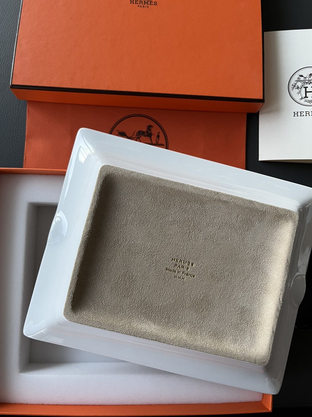 Hermes Rare Brand New Hermes H Logo Mosaique Au 24 Gold Ashtray Size ONE SIZE - 19 Thumbnail