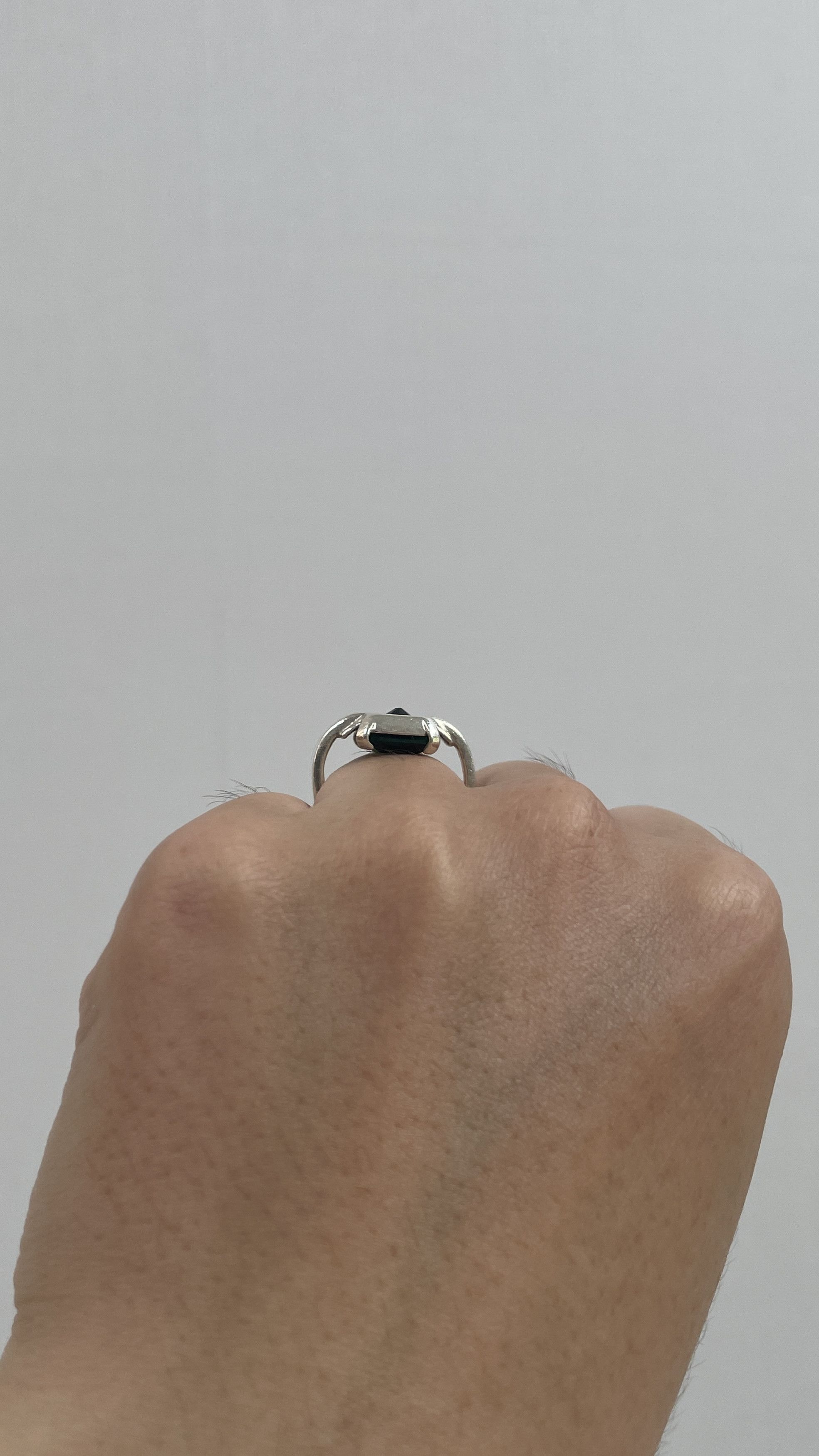 Maison Margiela Martin Margiela Unique! Inside-out Emerald ring. Unisex Size ONE SIZE - 8 Thumbnail