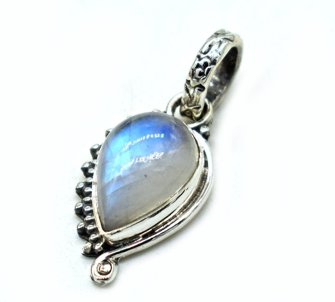 Handmade AAA Rainbow moonstone Gemstone Pendant, 925 Sterling Size ONE SIZE - 1 Thumbnail