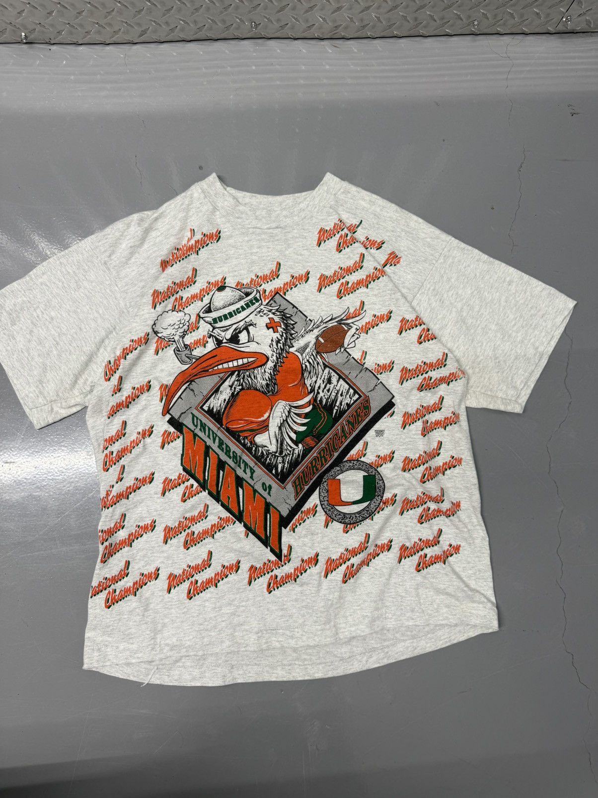 Vintage 90’s Vintage Miami Hurricane’s champion shirt orange/green Size US L / EU 52-54 / 3 - 1 Thumbnail