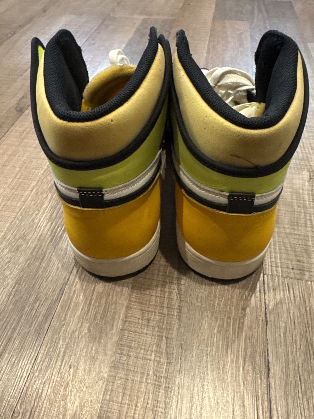 Jordan Brand Size 17 volt 1 Size US 15 / EU 48 - 3 Thumbnail
