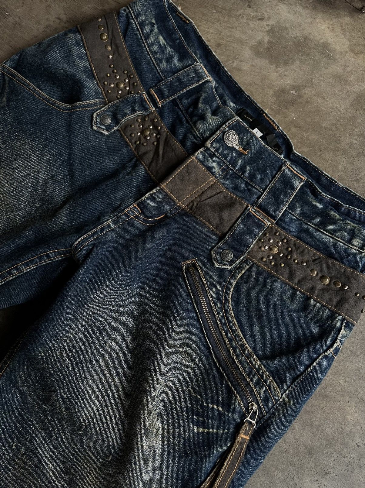 5351 POUR LES HOMMES 2000s JAPANESE BEADS ICOM DOUBLE WAIST DENIM PUNK PANTS VKEI Size US 32 / EU 48 - 5 Thumbnail