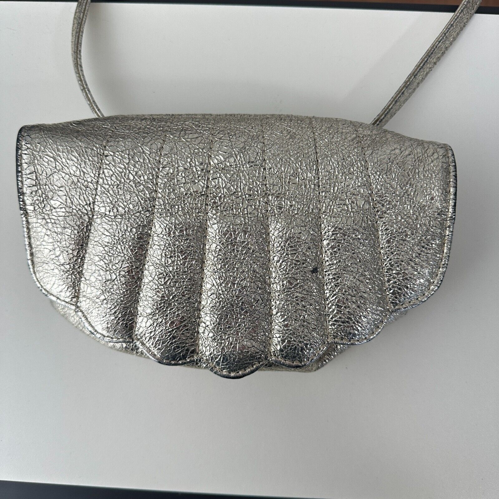 Other C.A.B. Gold-Silver Shimmer Clamshell Shoulder Bag Snap Close Size ONE SIZE - 1 Thumbnail