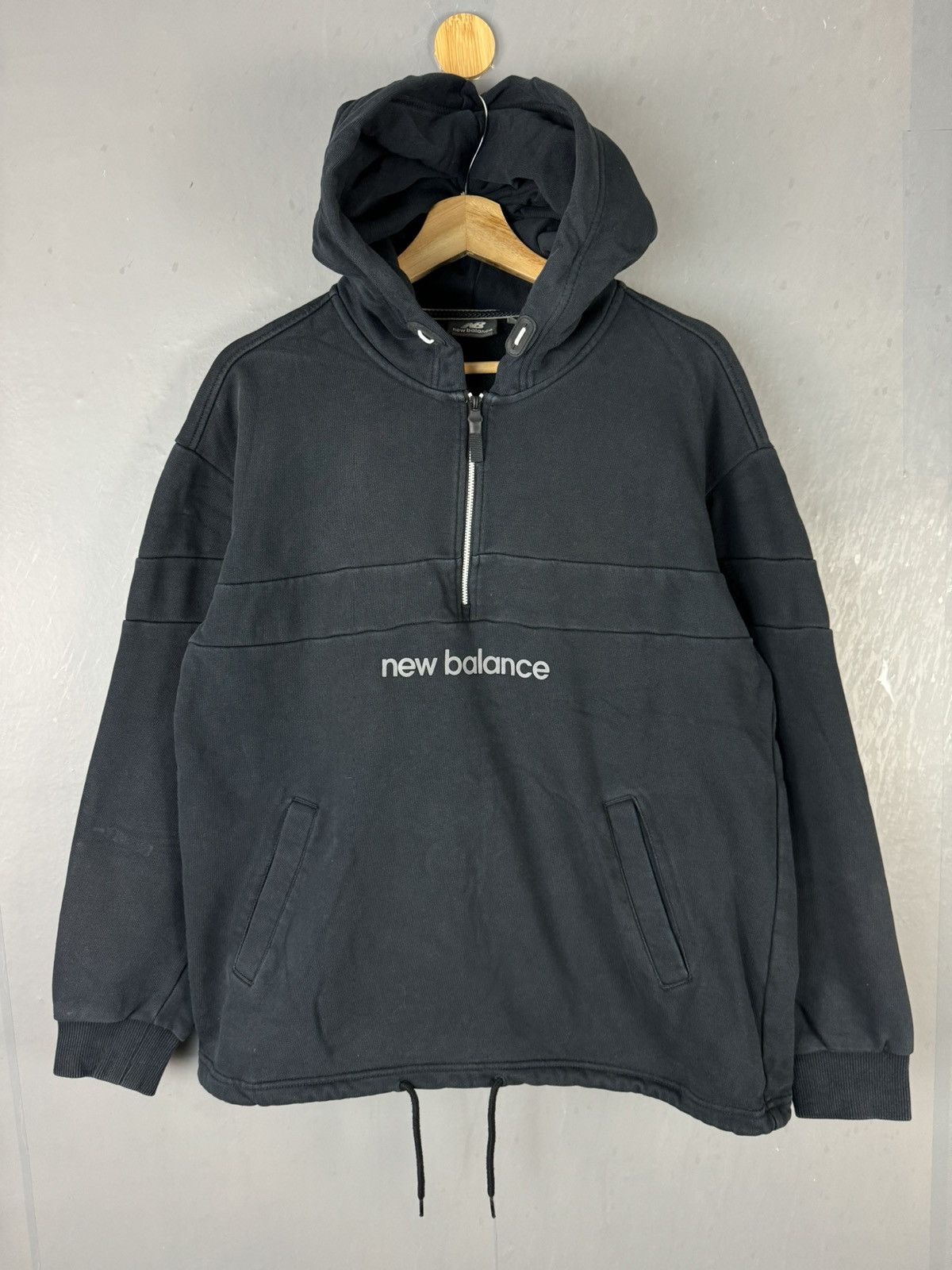 New Balance NEW BALANCE SPELLOUT HALF ZIPPER HOODIE SWEATSHIRT Size US M / EU 48-50 / 2 - 1 Thumbnail