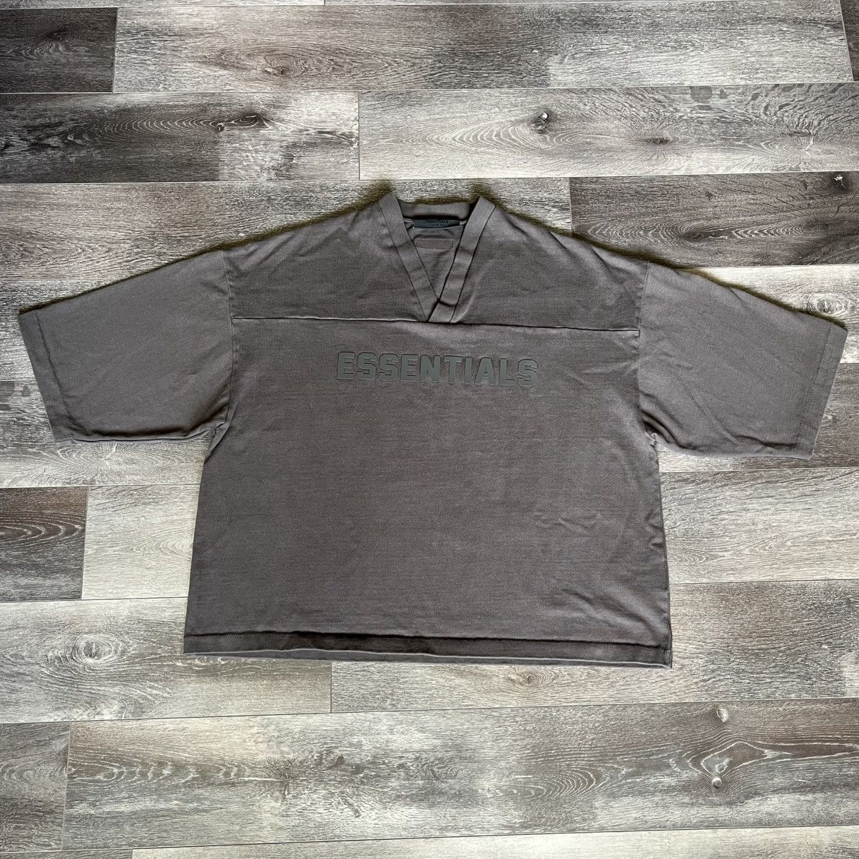 Fear of God Fear of God Essentials Football Tee Shirt Ink Grey FOG Size US S / EU 44-46 / 1 - 1 Thumbnail