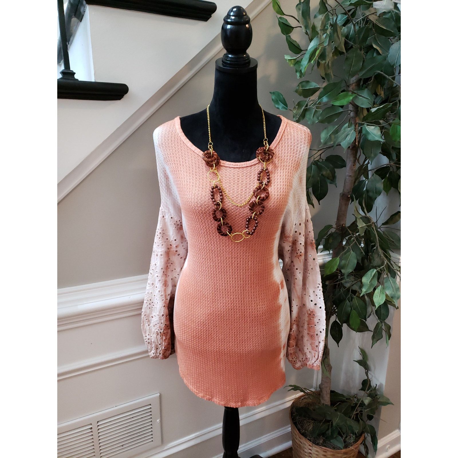 The Unbranded Brand Chrysanthemum Top Women Small Peach Waffle Knit Eyelet Size S / US 4 / IT 40 - 2 Thumbnail