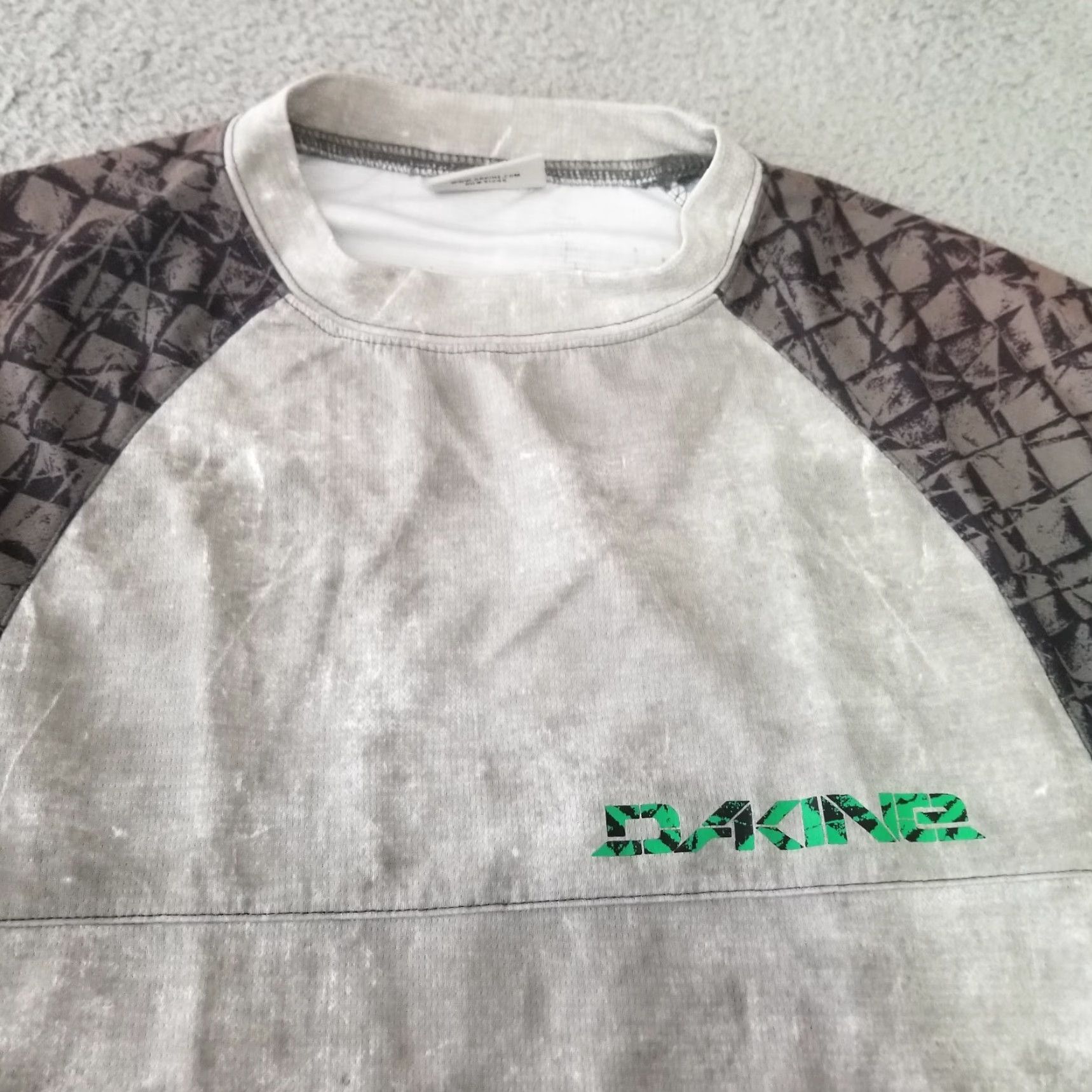 Dakine DAKINE Shirt Mens Small Gray 3/4 Sleeve Crewneck Performance Surf Skate MTB Shirt Mens Small Gray 3/4 Sleeve Crewneck Performance Surf Skate MTB Size US S / EU 44-46 / 1 - 4 Thumbnail