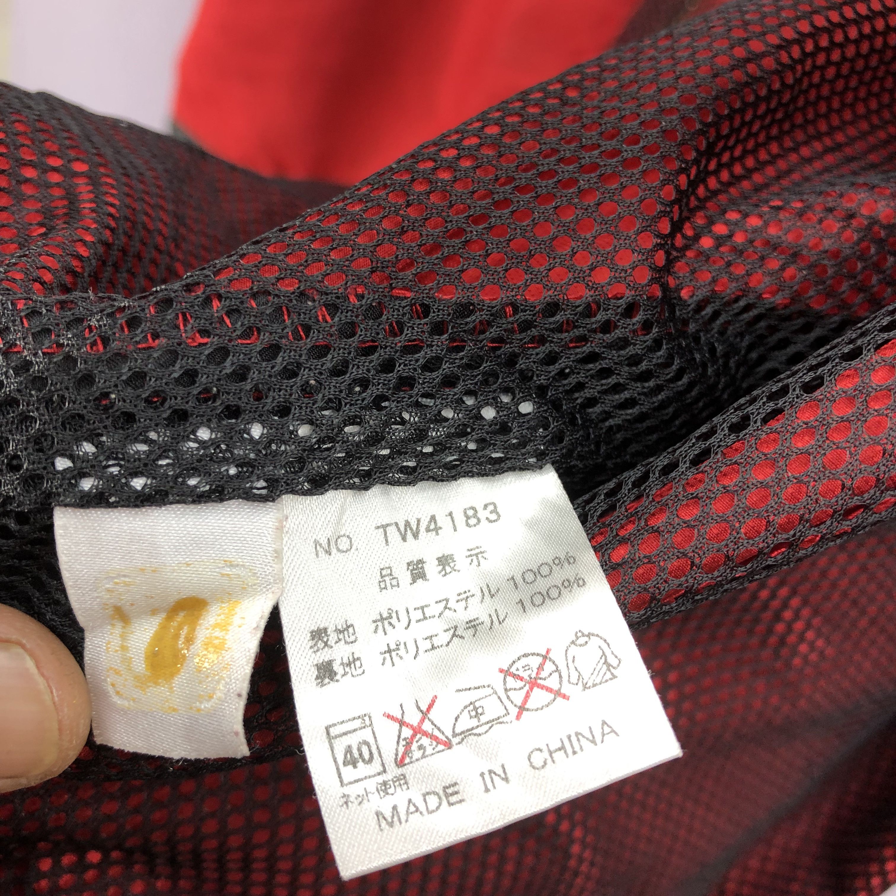 Diadora × Vintage Vintage Diadora Windbreaker Jacket Size US L / EU 52-54 / 3 - 15 Thumbnail