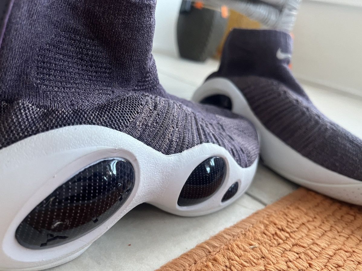 image of Nike Flight Bonafide Plum Gs Shoes in Knit Purple, Men's (Size 6)