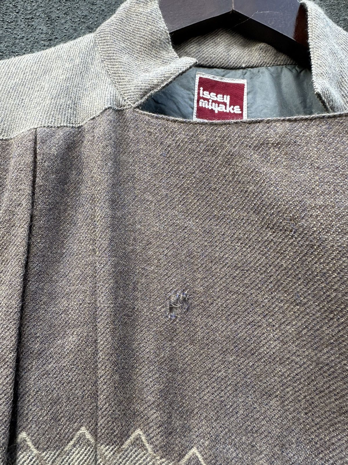 Issey Miyake Vintage Issey Miyake Double Breasted Wool Jacket (Woman) Size US M / EU 48-50 / 2 - 3 Thumbnail