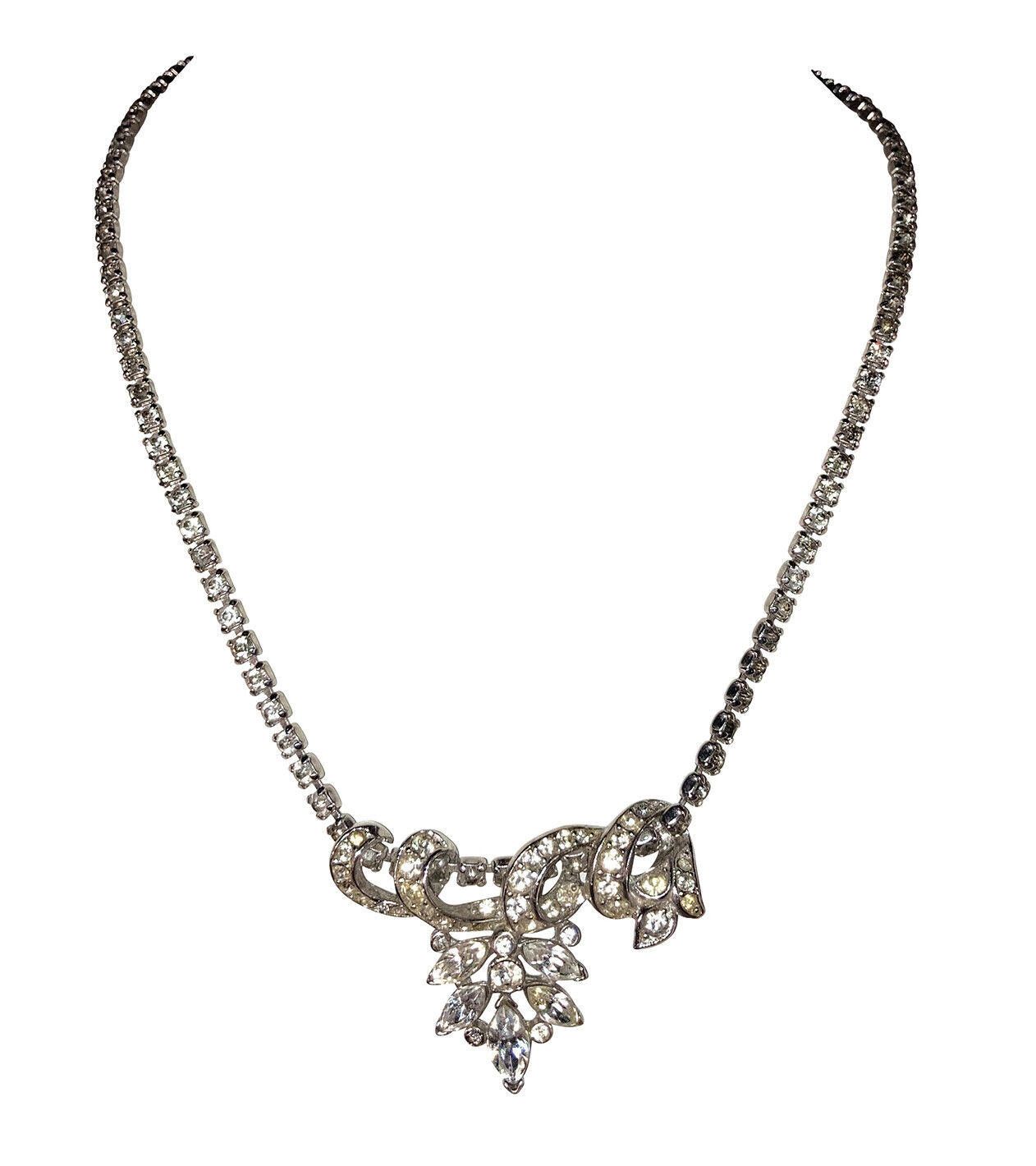 Designer Vintage Costume White Rhinestone Bib Necklace Size ONE SIZE - 2 Thumbnail