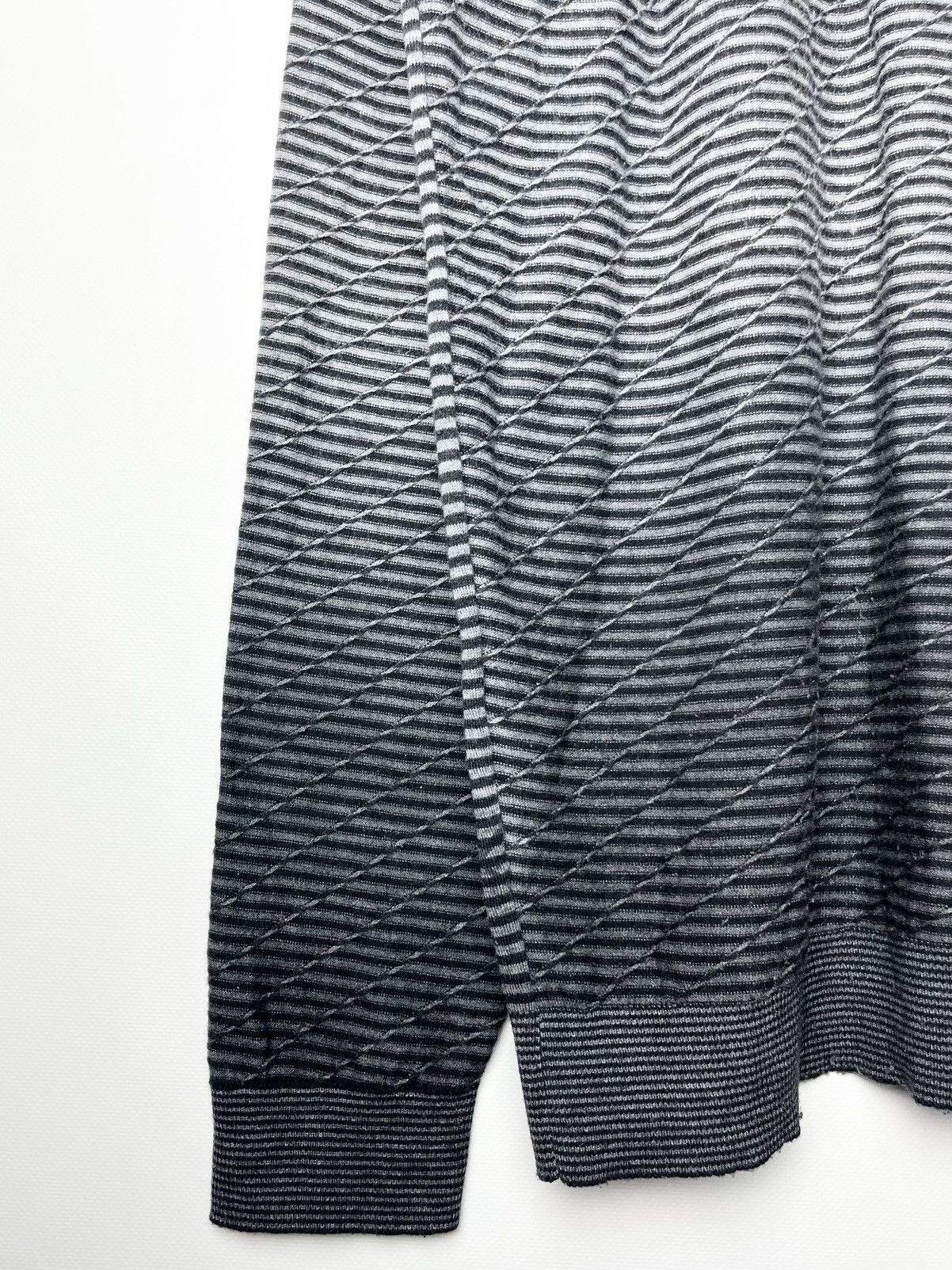 Brioni Brioni Striped Fine-Knit Sweater – Grey/Black Size US XL / EU 56 / 4 - 11 Thumbnail