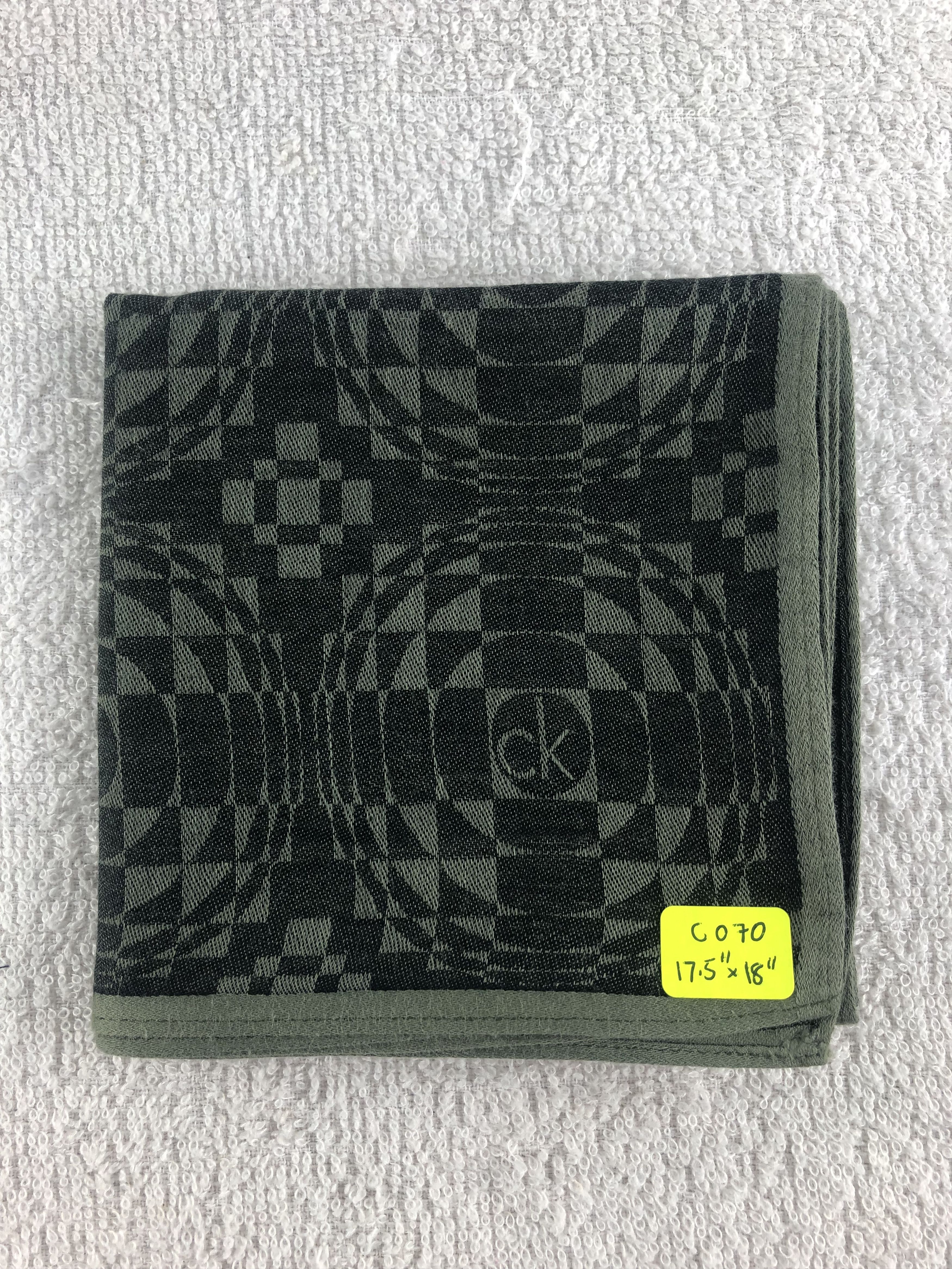 Calvin Klein Calvin Klein Handkerchief / Bandana / Neckerchief C070 Size ONE SIZE - 6 Thumbnail