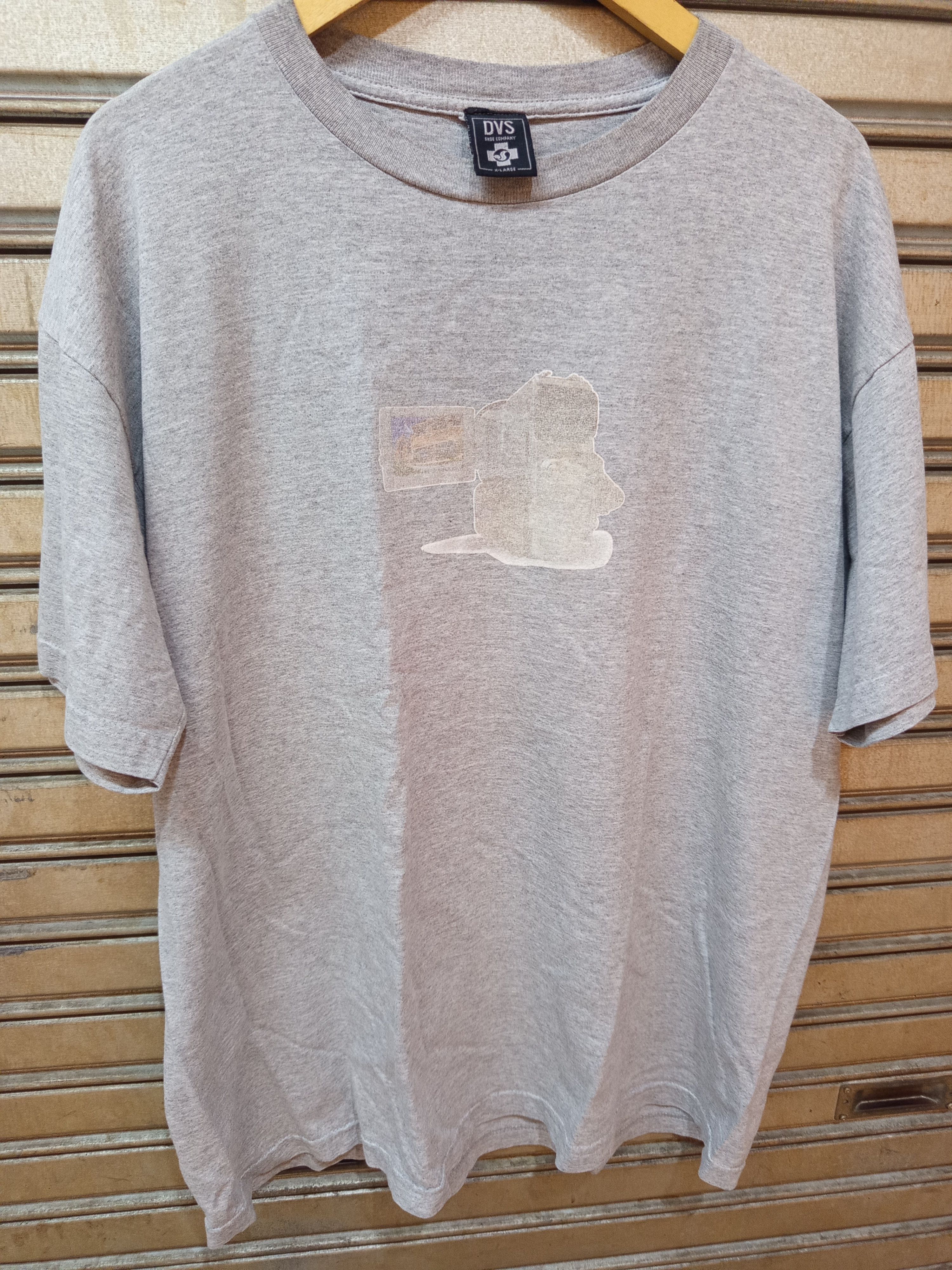 DVS Vintage DVS Shoe Company T-Shirt Made in USA Size US XL / EU 56 / 4 - 4 Thumbnail