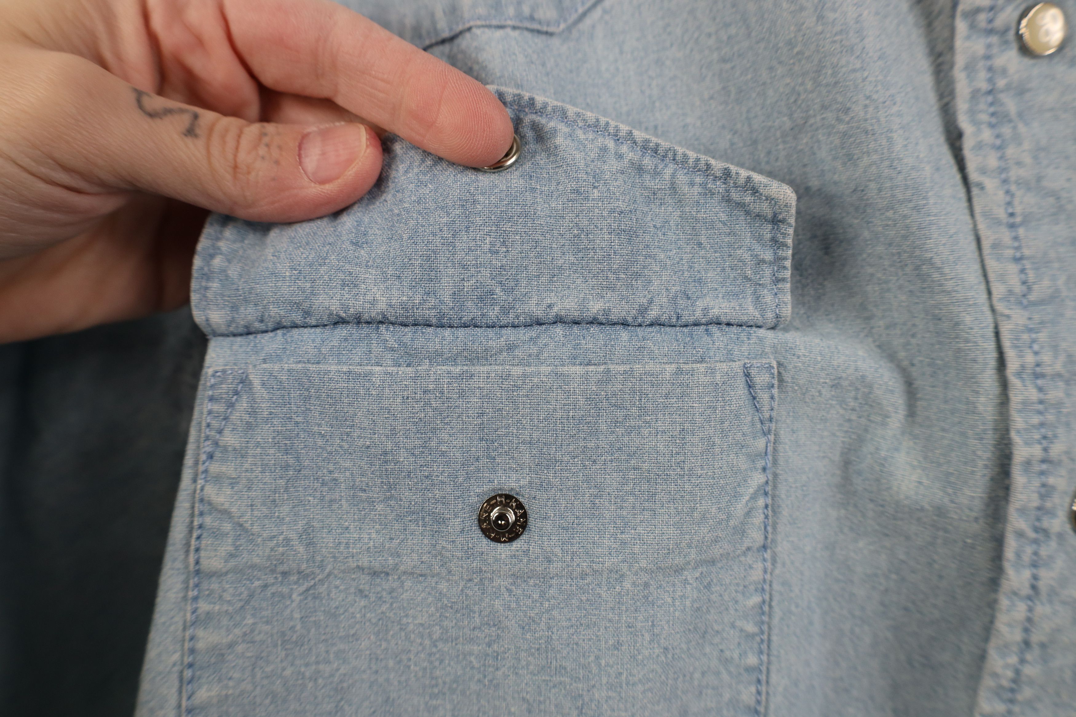 Vintage Vintage 90s Streetwear Cowboy Denim Snap Button Shirt Size US XXL / EU 58 / 5 - 8 Thumbnail
