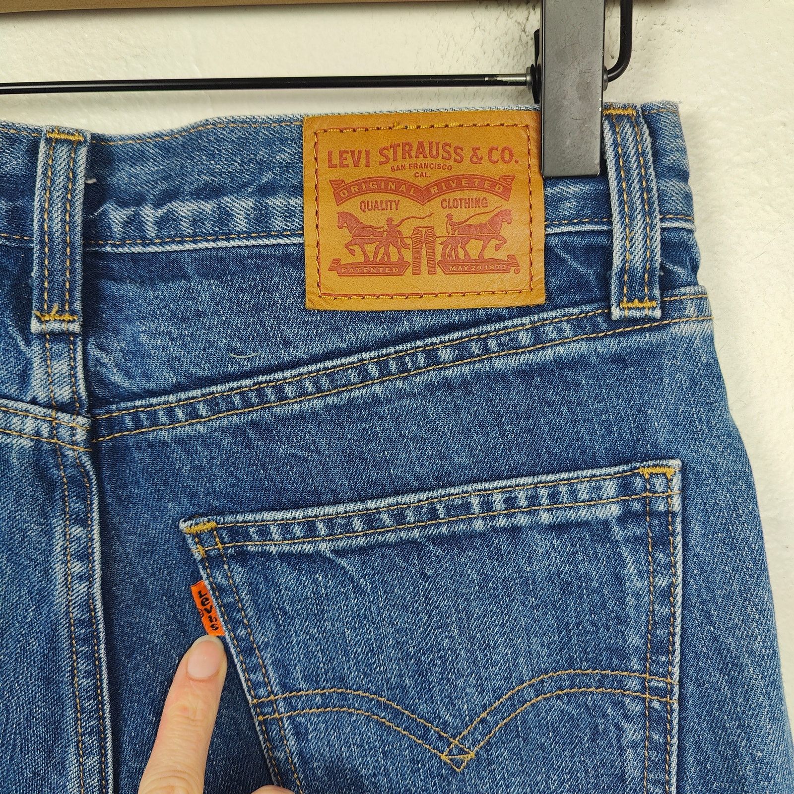 Levi's Levi's Orange Tab High Waisted Shorts Womens 26 Medium Size 26" / US 2 / IT 38 - 2 Thumbnail