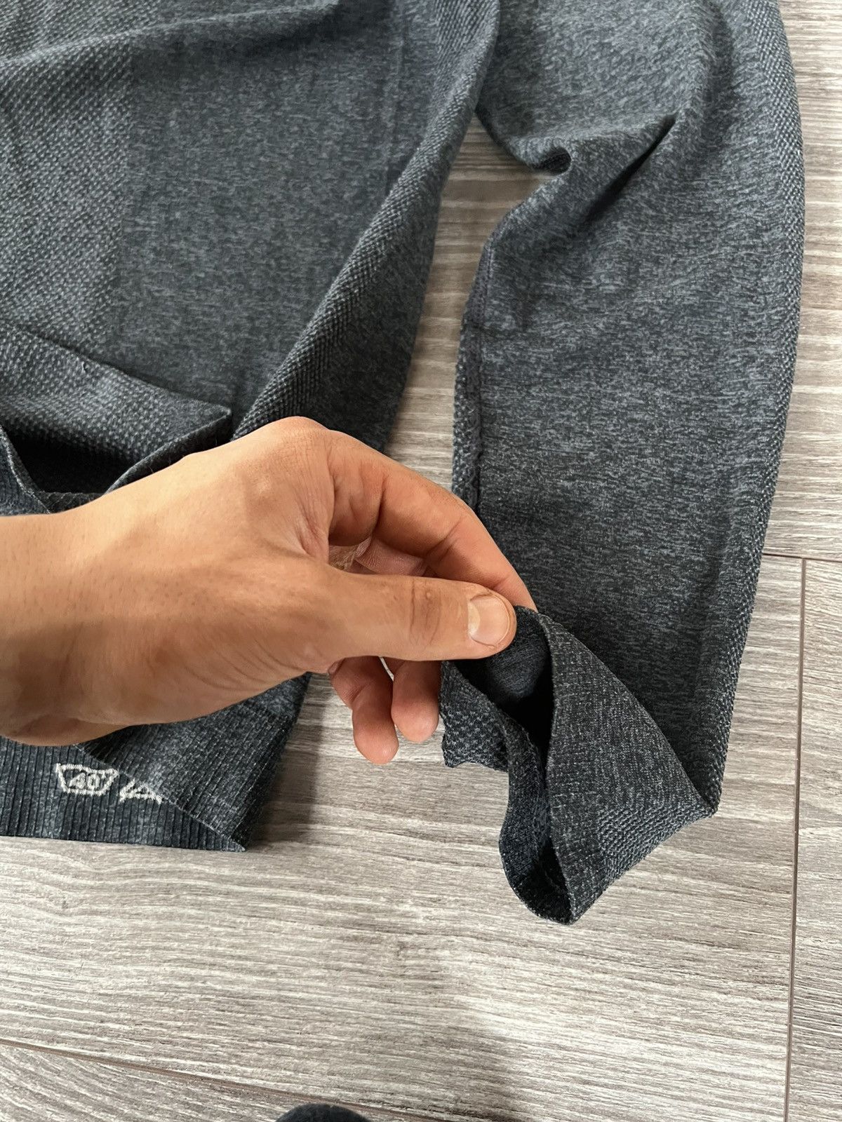 Asics ‼️Asics Sport Flexible Thermo Long Sleeve T-Shirt‼️ Size US M / EU 48-50 / 2 - 15 Thumbnail