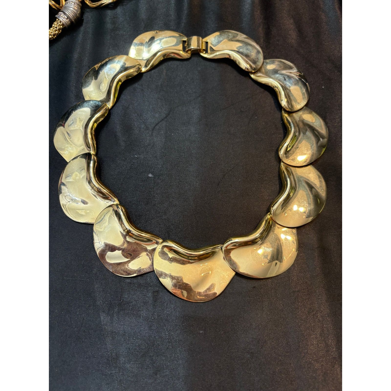 Other Vintage Runway Gold Tone Statement Necklace 152g 16.5” Size ONE SIZE - 10 Thumbnail