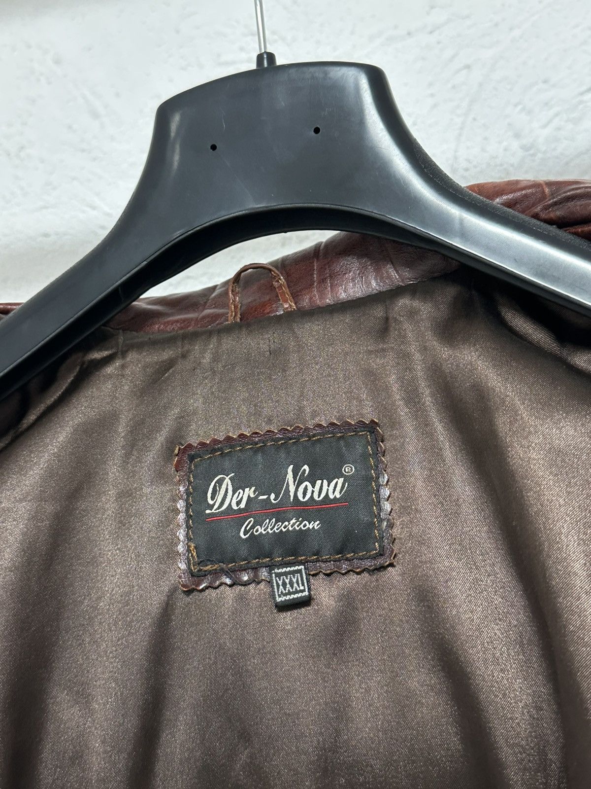 Vintage Vintage 90s Women’s Leather Trench Coat Der Nova L size Size L / US 10 / IT 46 - 13 Thumbnail