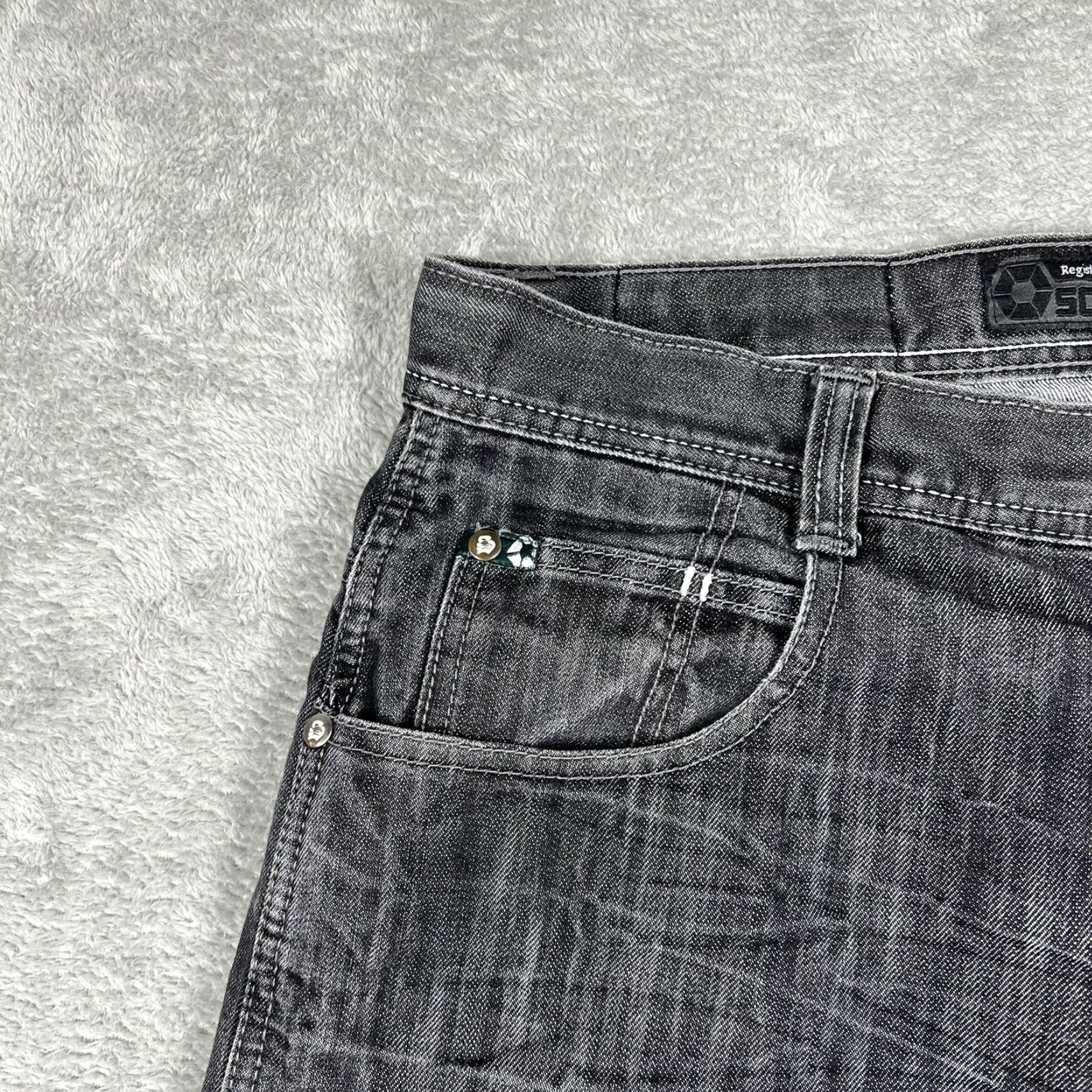 Southpole VINTAGE Southpole Shorts Men's 36 Black Denim Baggy Relaxed 5-Pocket Chino Hip Hop Streetwear South Pole Y2K Size US 36 / EU 52 - 4 Thumbnail
