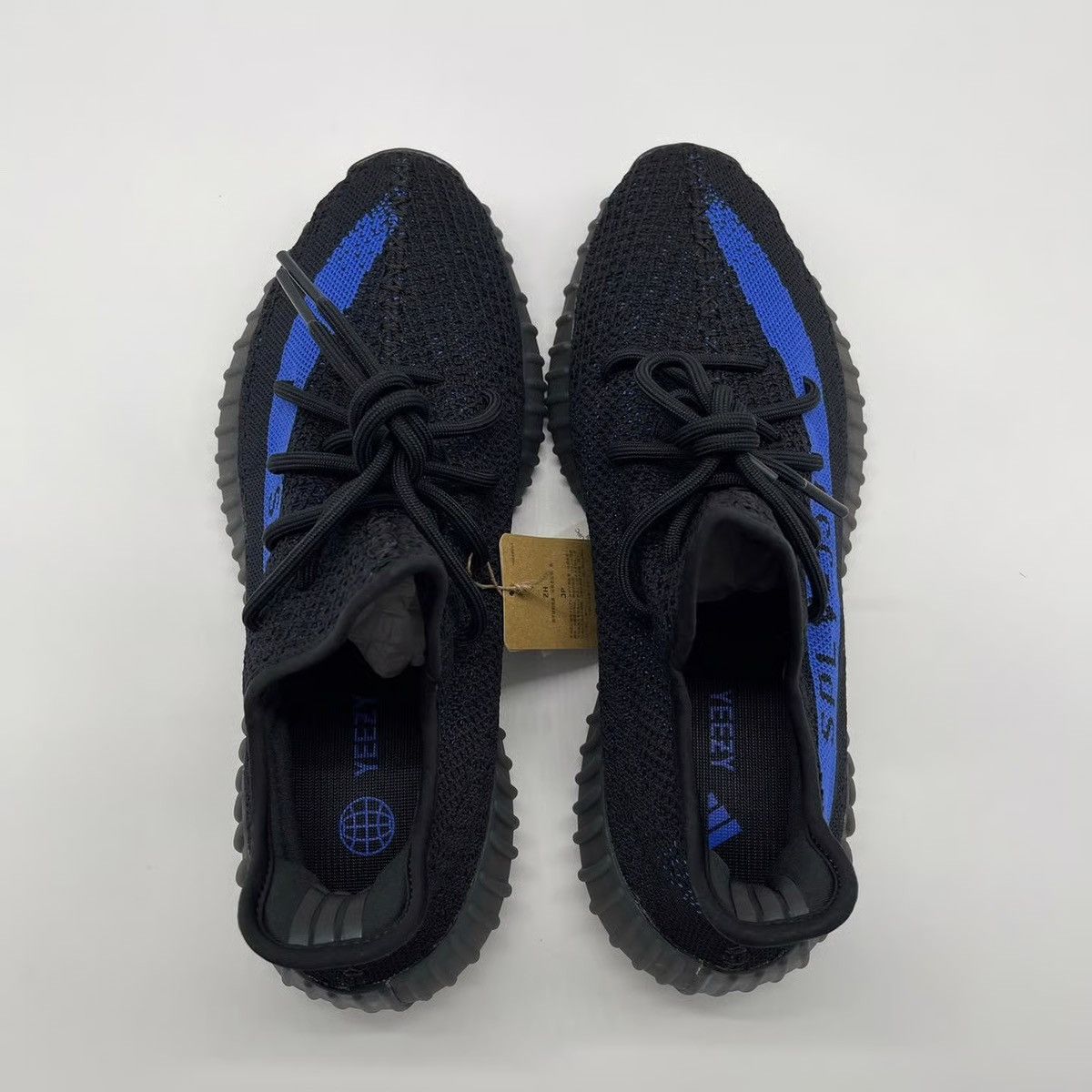 Adidas Adidas Yeezy Boost 350 V2 Dazzling Blue Size US 10.5 / EU 43-44 - 5 Thumbnail