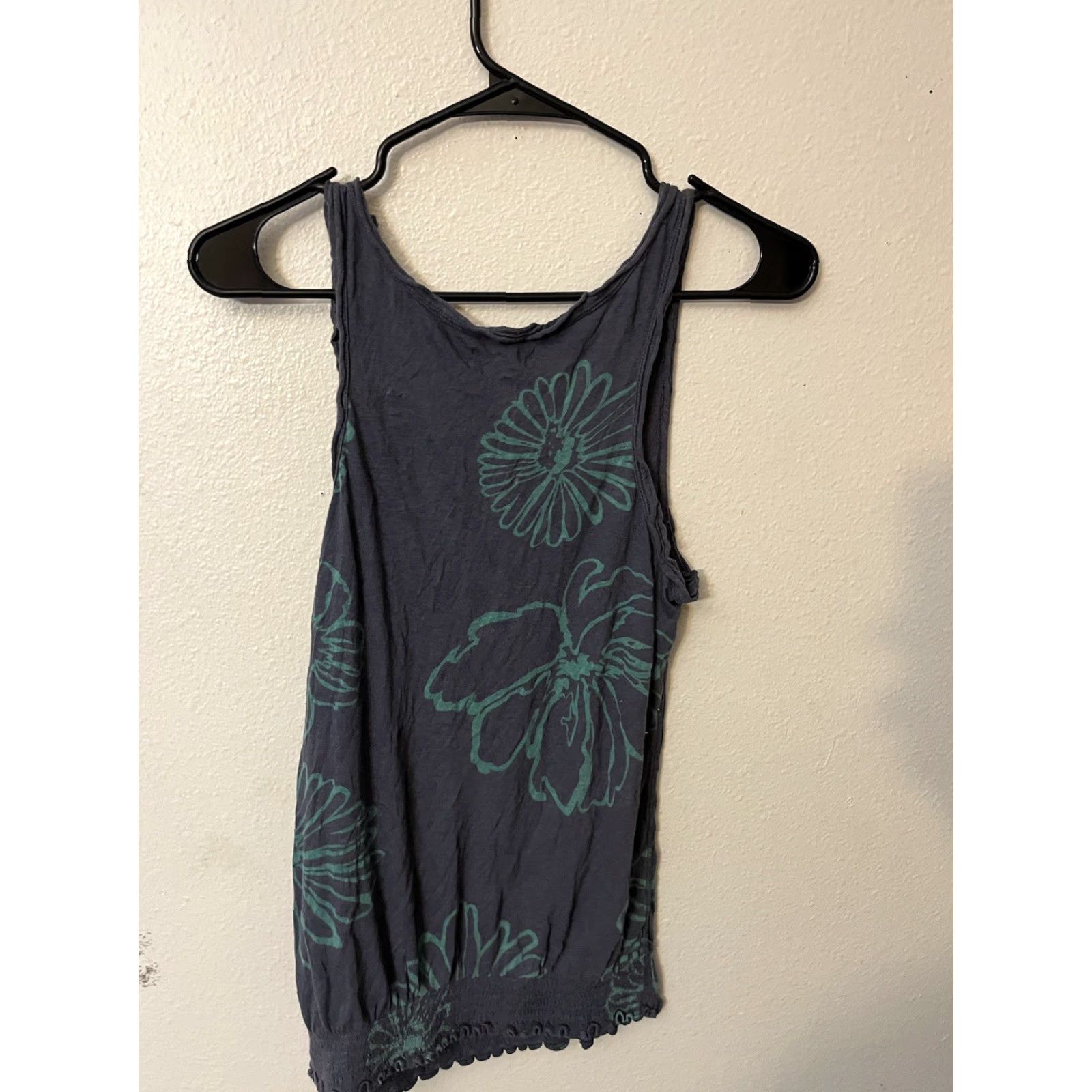 American Eagle Outfitters VINTAGE American Eagle Outfitters Knit Tank Top - Women Size Medium Sleeveless Blue Floral Graphic Casual Size M / US 6-8 / IT 42-44 - 3 Thumbnail