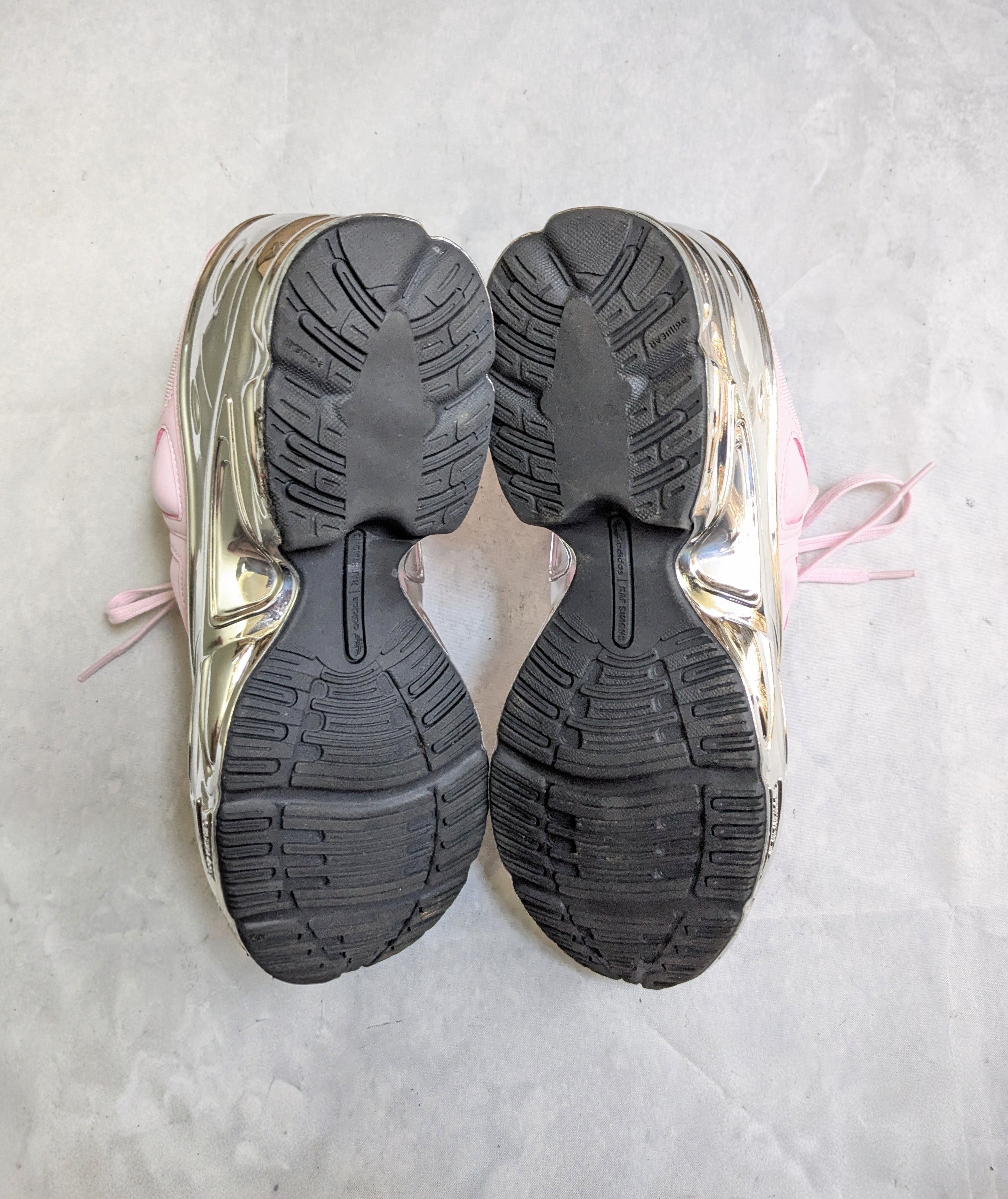 Adidas × Raf Simons Adidas Ozweego Mirrored Pink 9.5 Silver Chrome Size US 9.5 / EU 42-43 - 17 Thumbnail