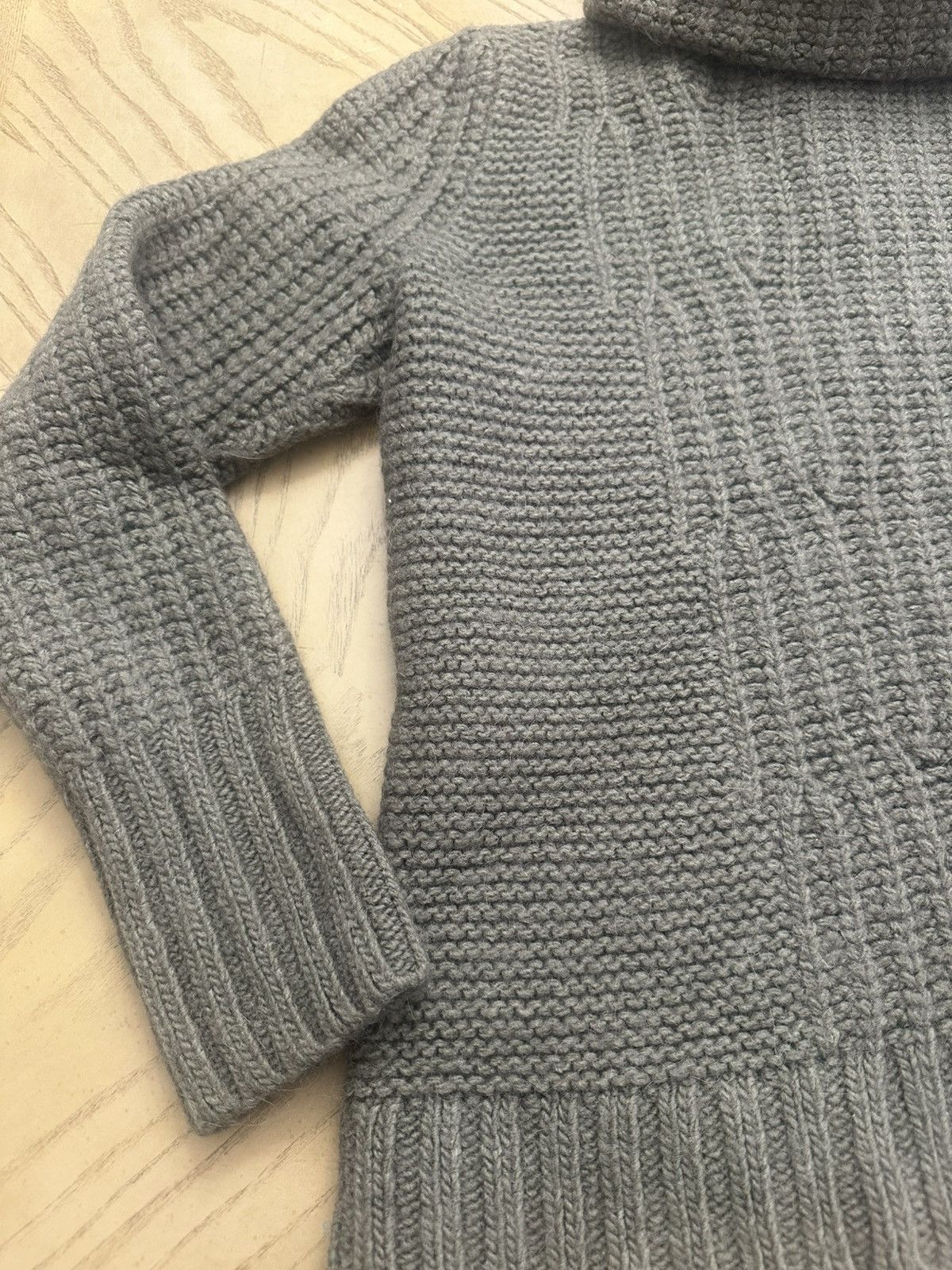 Banana Republic Banana Republic Turtleneck Sweate Size M / US 6-8 / IT 42-44 - 4 Thumbnail