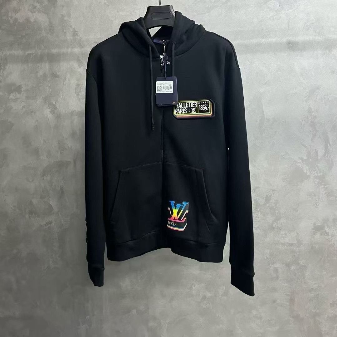 Louis Vuitton Louis Vuitton Printed Graphic Black Hoodie xxl Men Size US XXL / EU 58 / 5 - 1 Thumbnail