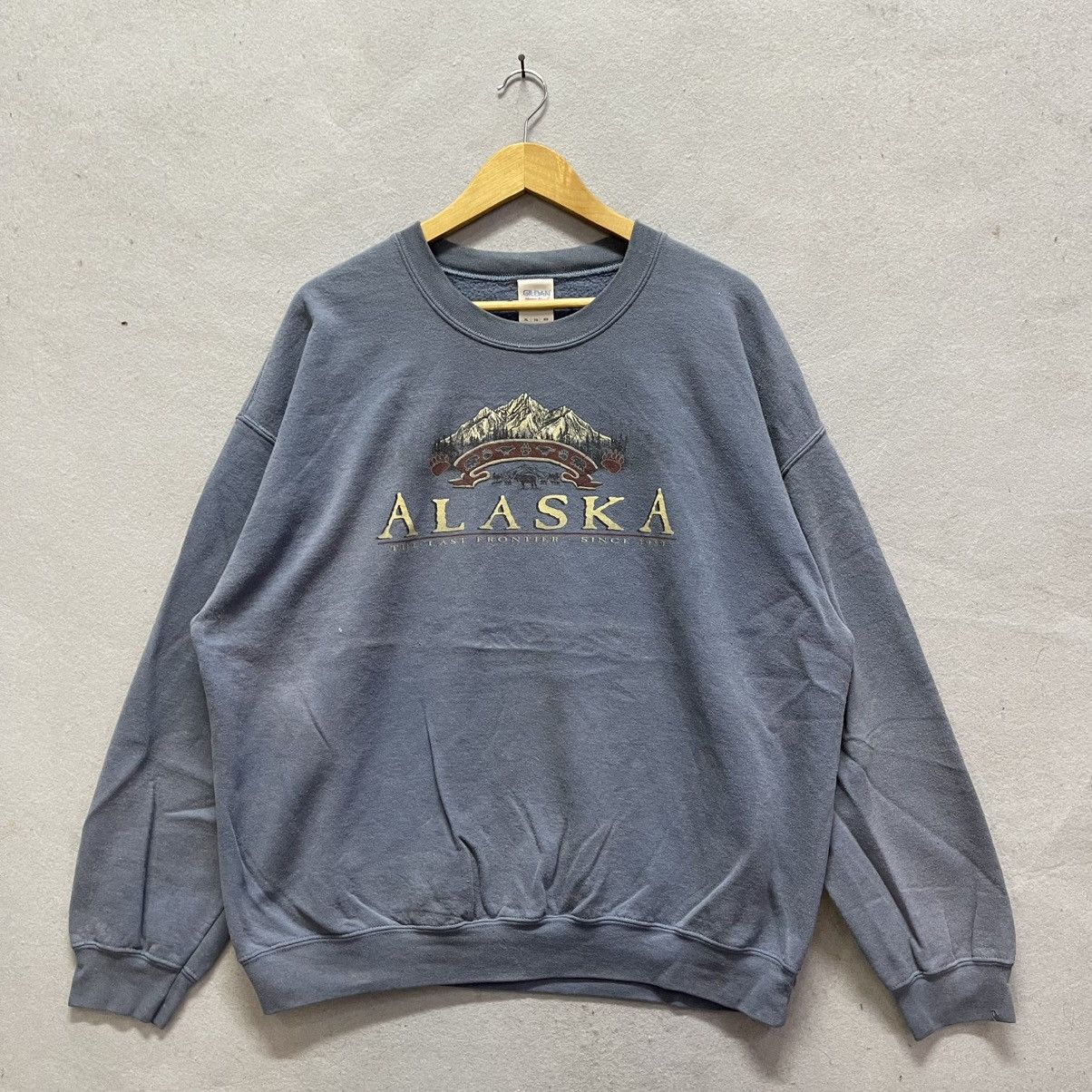 Gildan 2000s Alaska Graphic Crewneck Sweatshirt (Gildan Heavy Blend Size US XL / EU 56 / 4 - 1 Thumbnail