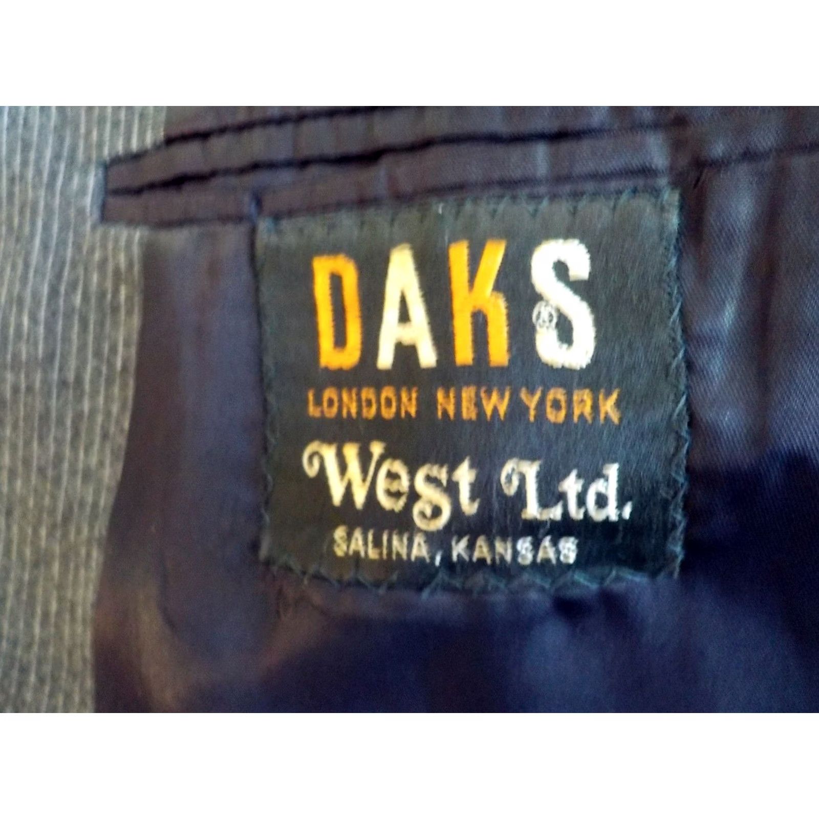 DAKS VINTAGE DAKS Suit 2 Button Pinstriped Gray Wool 42R Regular Pants 36x31 Mens Accessories Size 42R - 5 Thumbnail