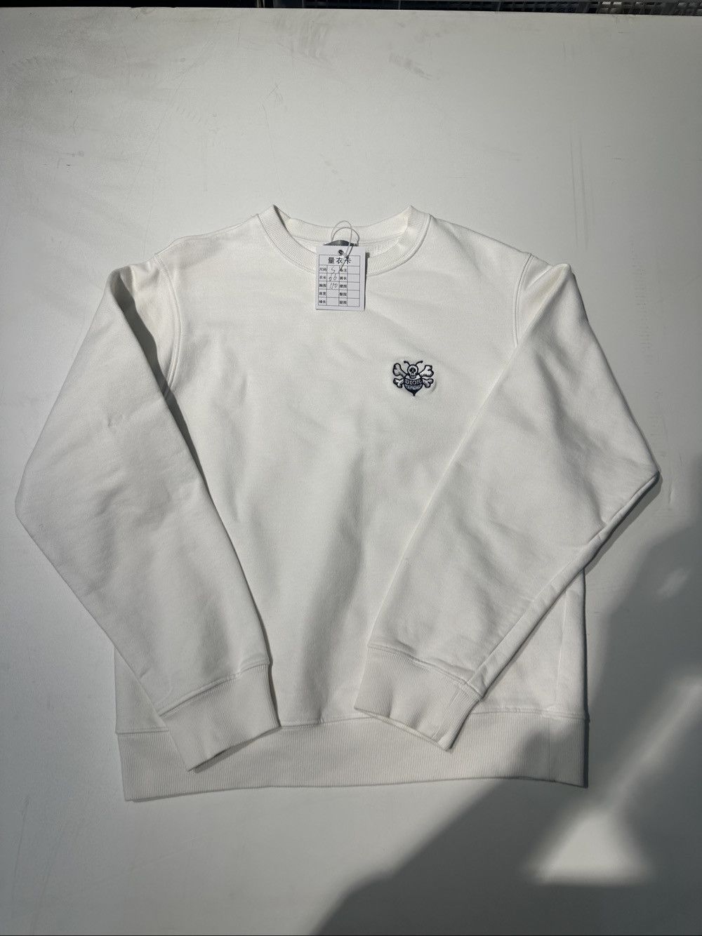 Dior Dior Bee Embroidery Sweatshirt Size S Size US S / EU 44-46 / 1 - 1 Thumbnail