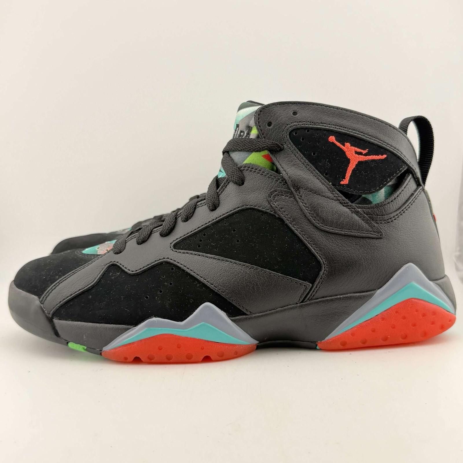 Jordan Brand Jordan 7 Marvin The Martian 9.5 No Box 705350-007 Size US 9.5 / EU 42-43 - 2 Thumbnail