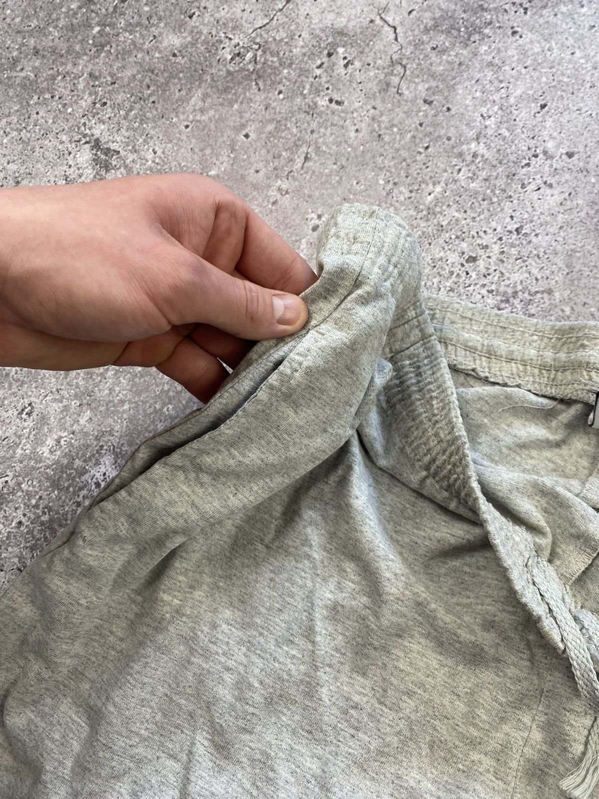 Nike × Vintage Nike 90’ vintage cotton shorts beige grey swoosh Size US 34 / EU 50 - 5 Thumbnail