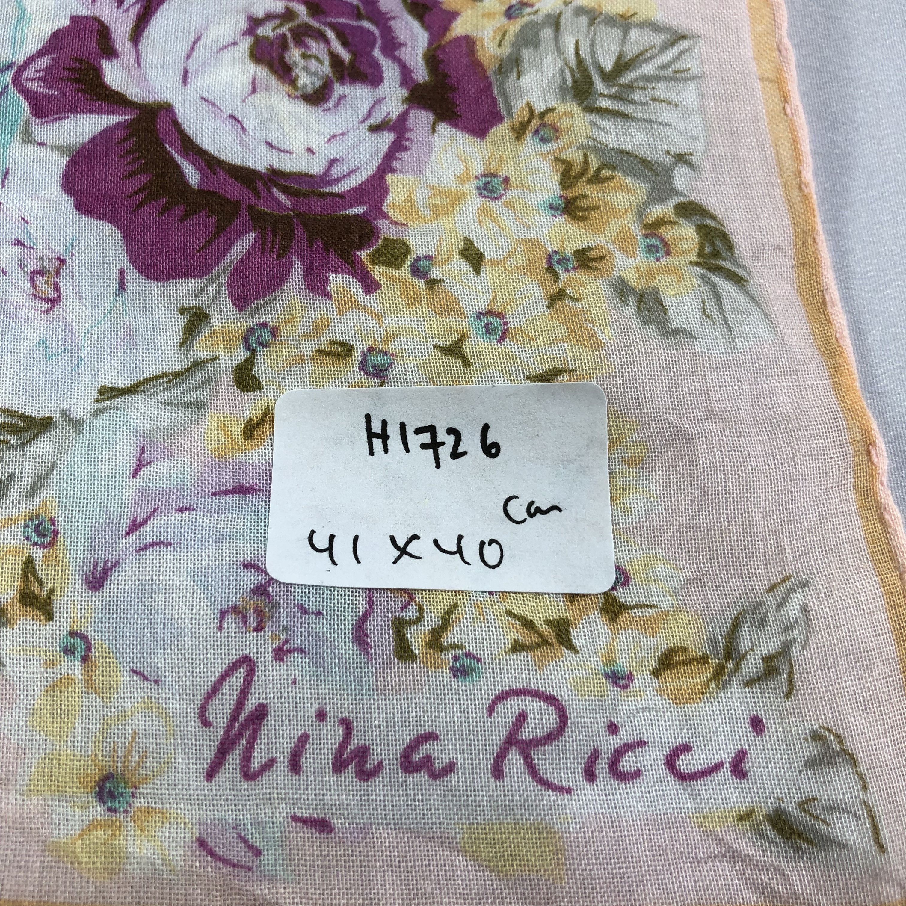 Nina Ricci Nina Ricci Handkerchief Neckerchief Bandana H1726 Size ONE SIZE - 6 Thumbnail