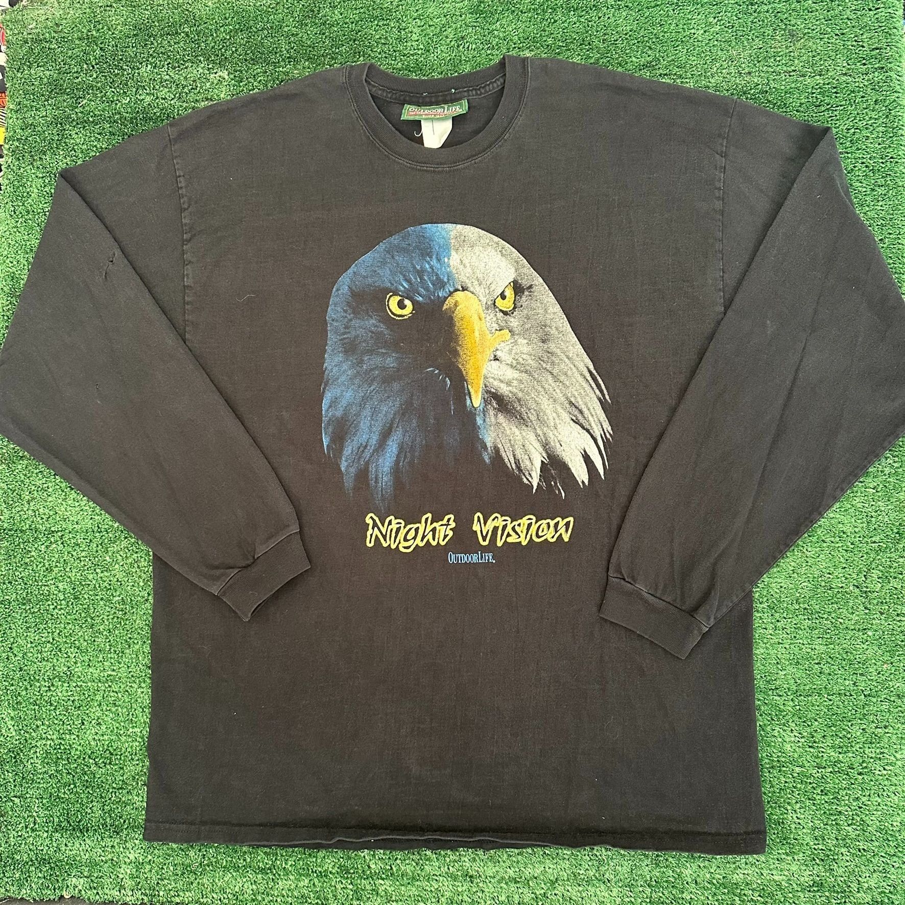 Vintage Vintage 90s Bald Eagle Night Vision T-Shirt Gorpcore Nature Size US XL / EU 56 / 4 - 1 Thumbnail