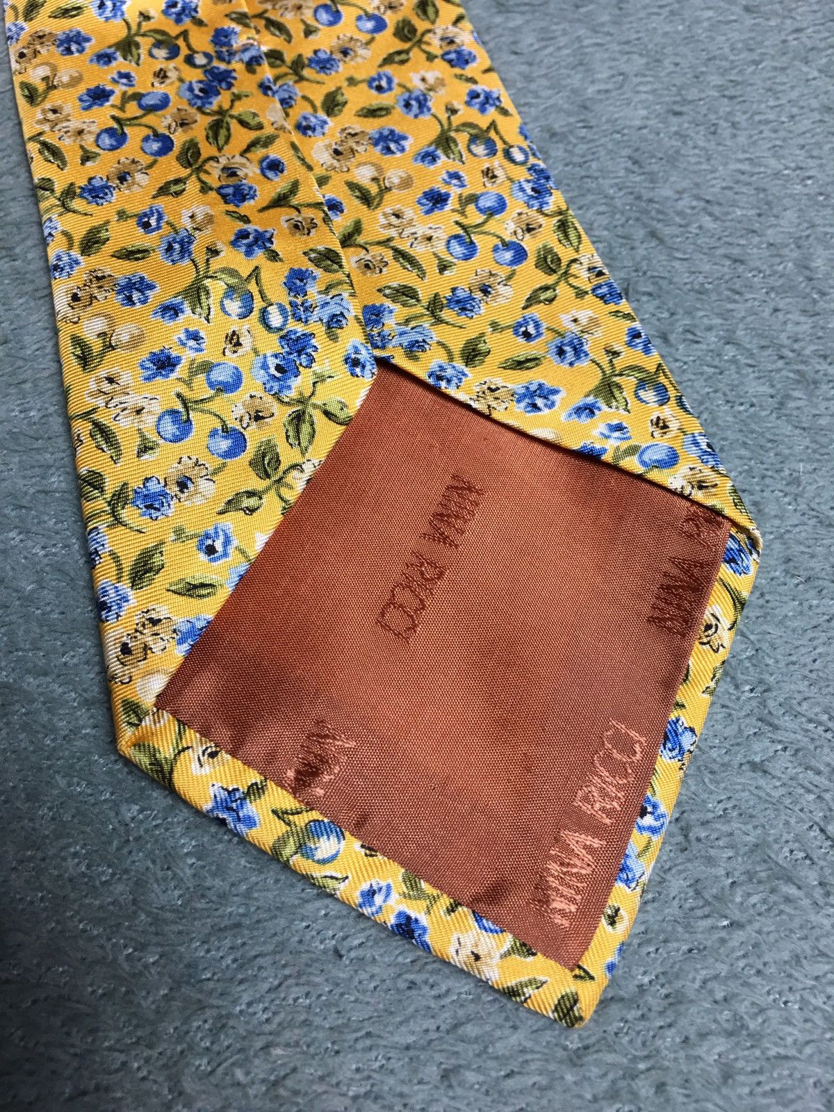 Vintage Nina Ricci Vintage Floral Elegant France Silk Mens Tie Size ONE SIZE - 4 Thumbnail