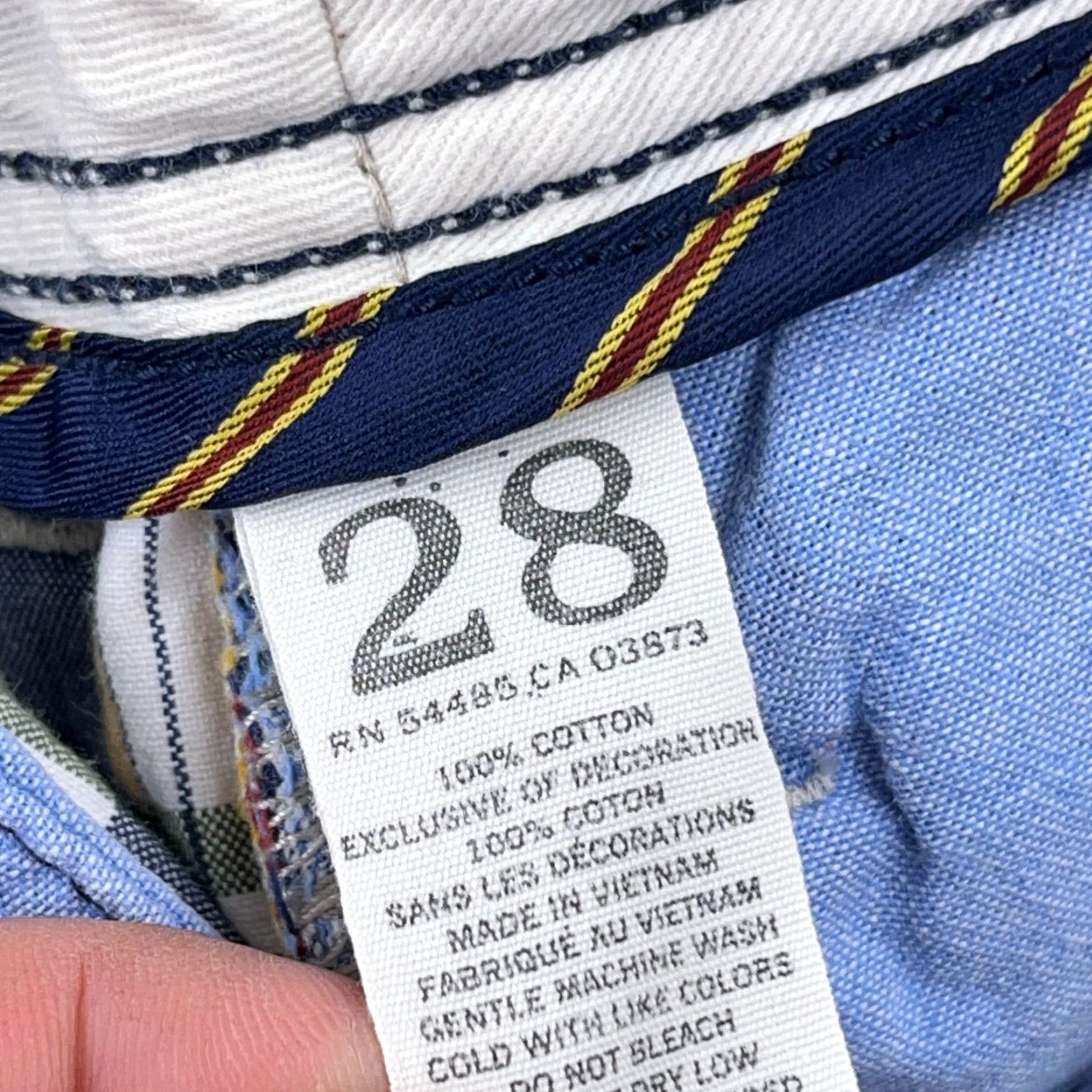 American Eagle Outfitters VINTAGE American Eagle Outfitters Chino Shorts Men 28 Blue Red Plaid Tartan Preppy Jeans? Size US 28 / EU 44 - 3 Thumbnail