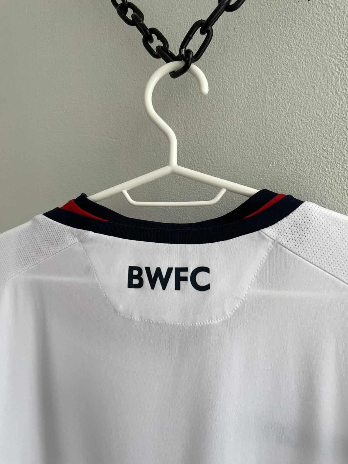 Macron Bolton 2015 2016 Home Football Shirt Soccer Jersey Macron Size US L / EU 52-54 / 3 - 18 Thumbnail