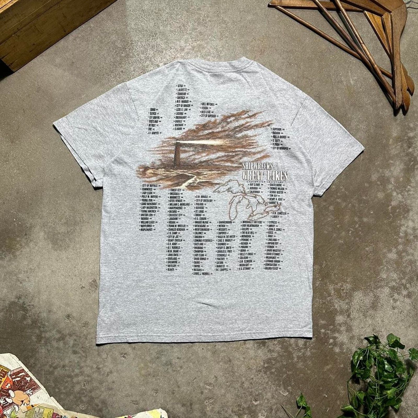Anvil Vintage 90s Shipwrecks of The Great Lakes Tee Grey AOP Shirt Size US L / EU 52-54 / 3 - 3 Thumbnail