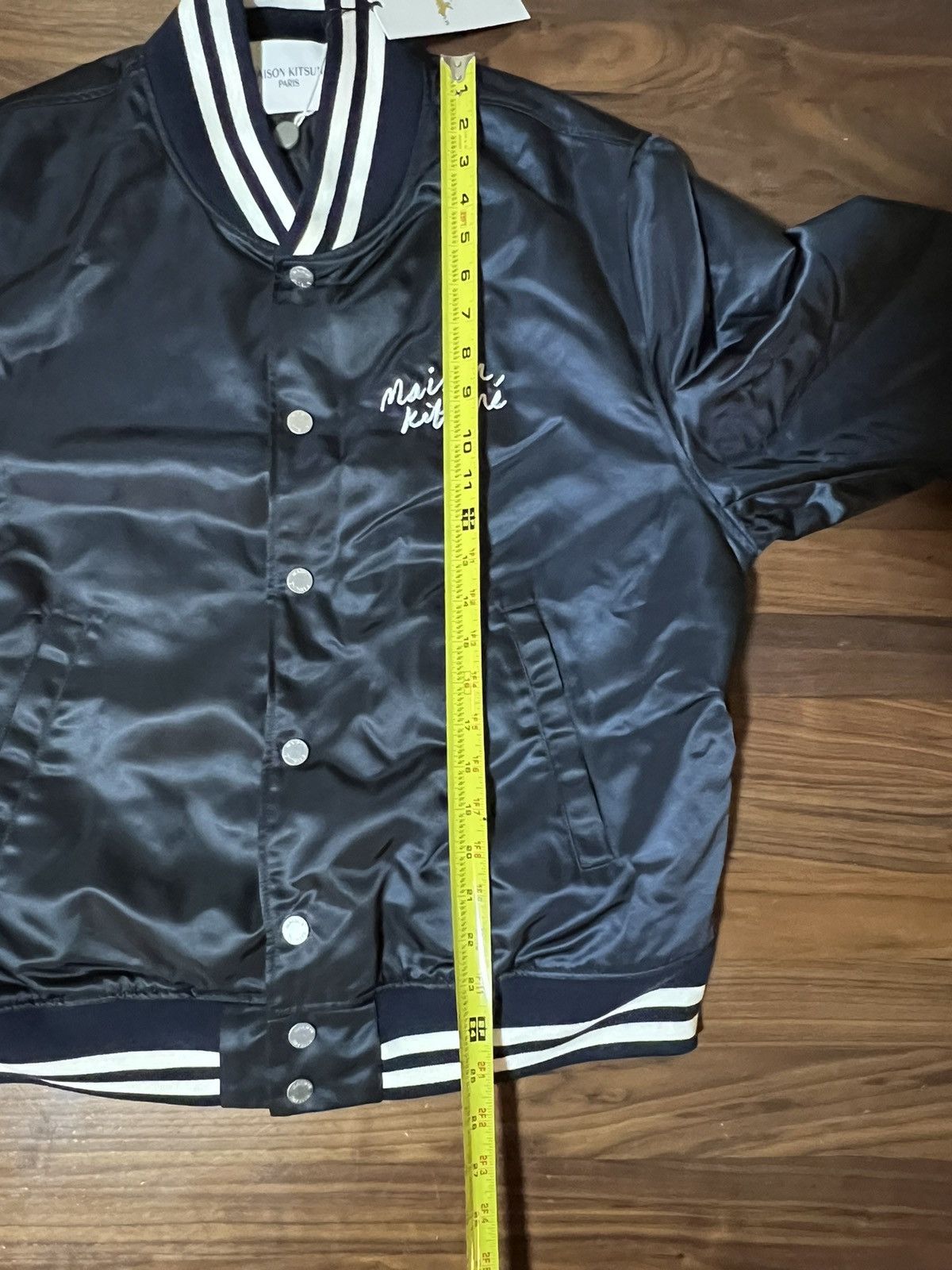 Maison Kitsuné Satin Teddy Varsity Bomber Dark Navy XL.