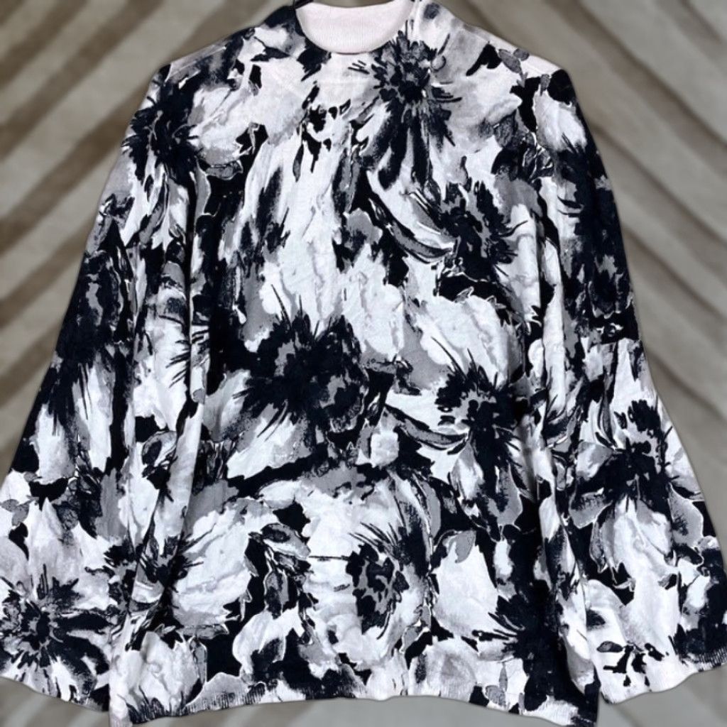 Vintage Chicos Womens Sweater Black White Floral Pullover High Neck Long Sleeve L Size L / US 10 / IT 46 - 1 Thumbnail