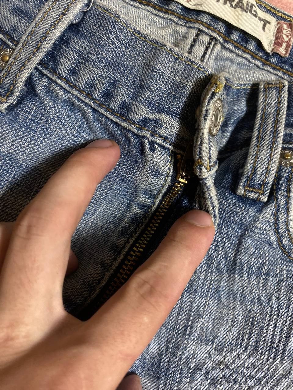 Levi's × Vintage 90s Vintage Levi’s 514 Orange Tag Distressed Faded Jeans Size US 32 / EU 48 - 13 Thumbnail