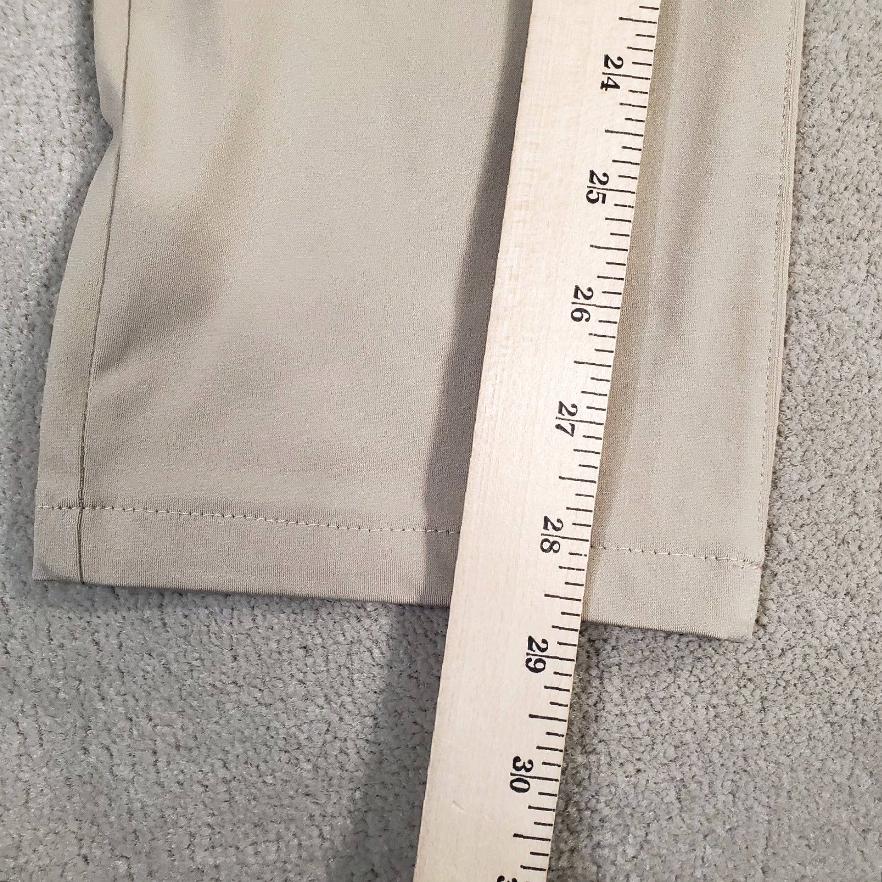 Rhone Rhone Pants Mens 28x29 Beige Chinos Golf Performance Lightweight Solid Casual Pants Mens Beige 28x29 Chino Logo Pockets Regular Inseam 29 Size US 28 / EU 44 - 6 Thumbnail