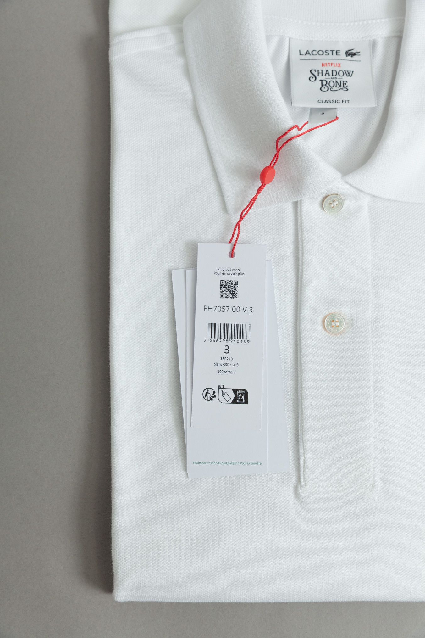 Lacoste Lacoste X Netflix Shadow & Bone Polo Shirt Size US S / EU 44-46 / 1 - 5 Thumbnail