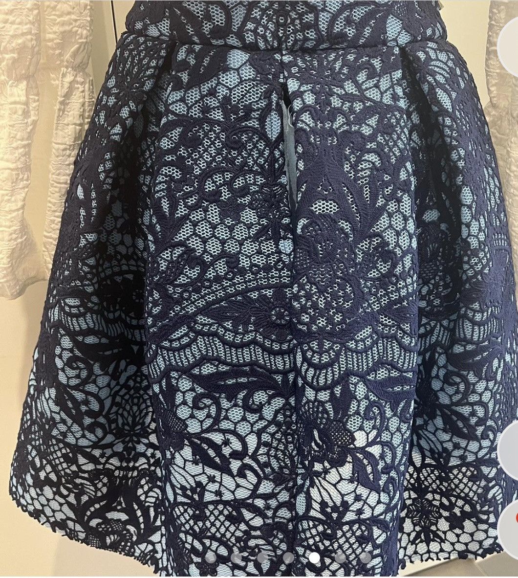 Maje New Lace Tulip Skirt With Pockets Size 26" / US 2 / IT 38 - 4 Thumbnail