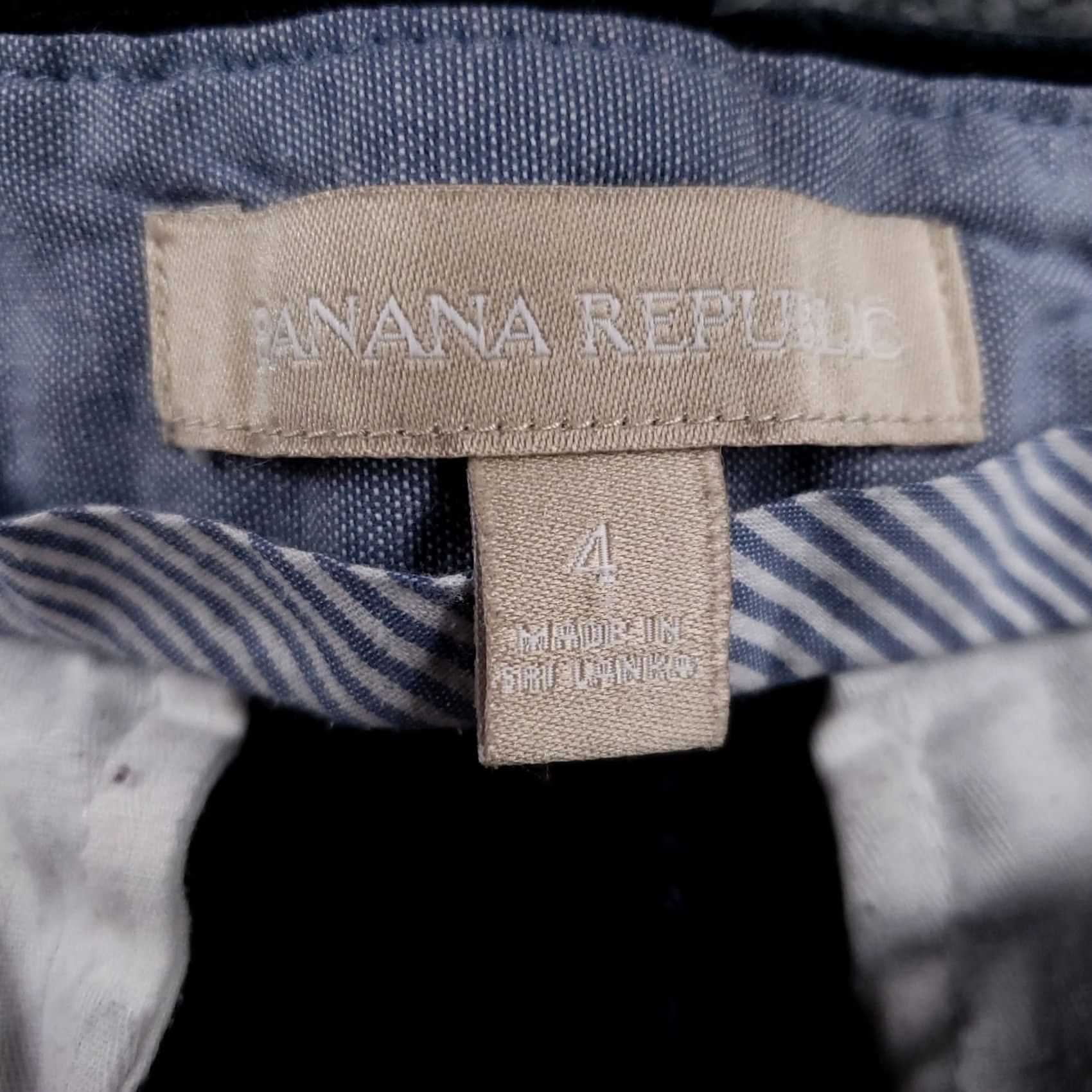 Banana Republic Banana Republic Pants Womens 4 Black Chino Mid Rise Tapered Flat Front Pants Womens 4 Black Banana Republic Chino Straight Leg Casual Formal Business Size 27" / US 4 / IT 40 - 3 Thumbnail