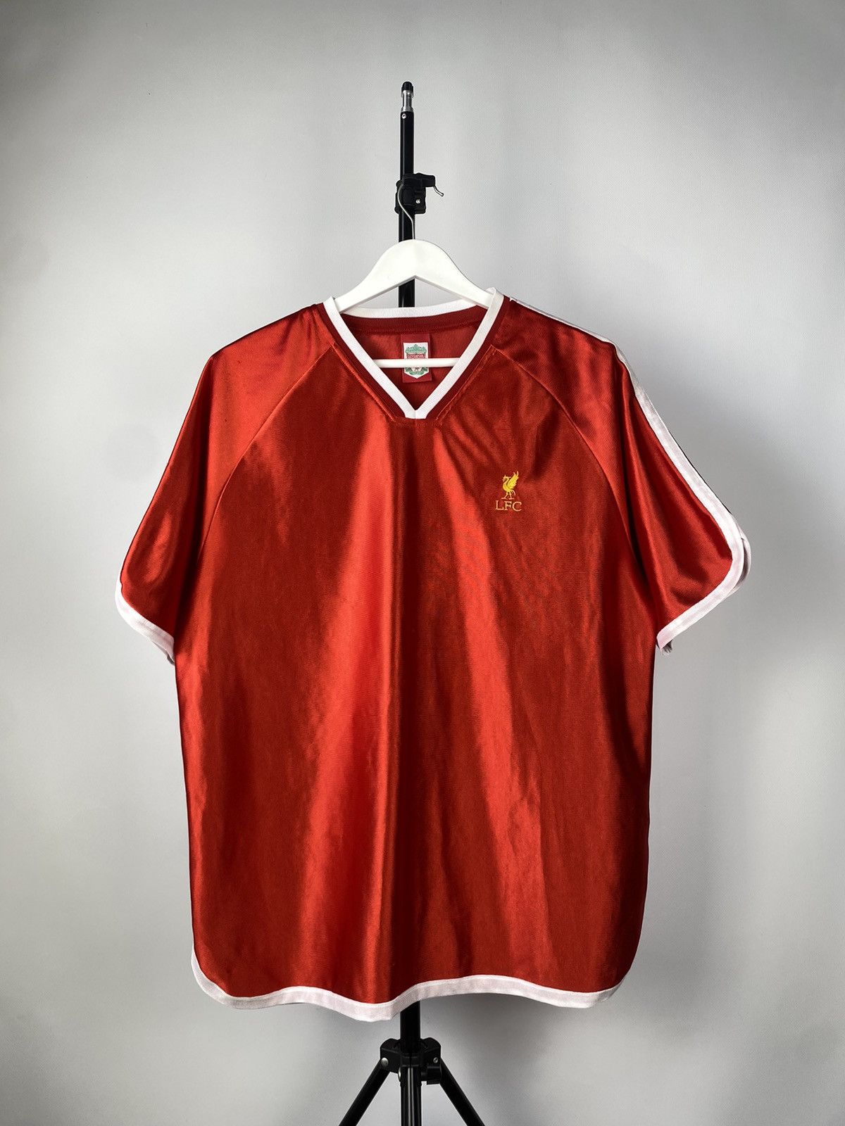Vintage Vintage 90s L.F.C Jersey T-shirt Size US L / EU 52-54 / 3 - 1 Thumbnail